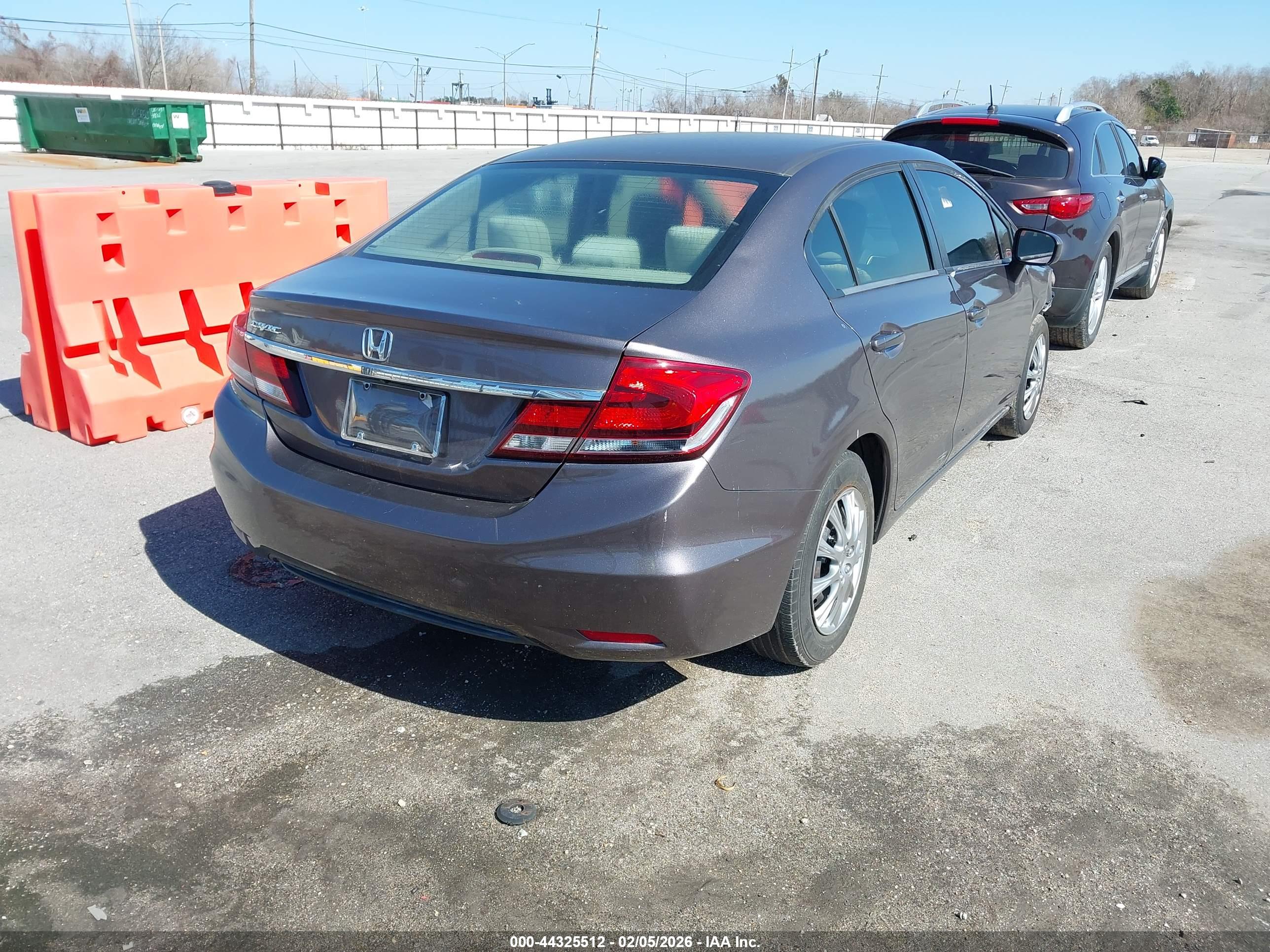 HONDA CIVIC image 4