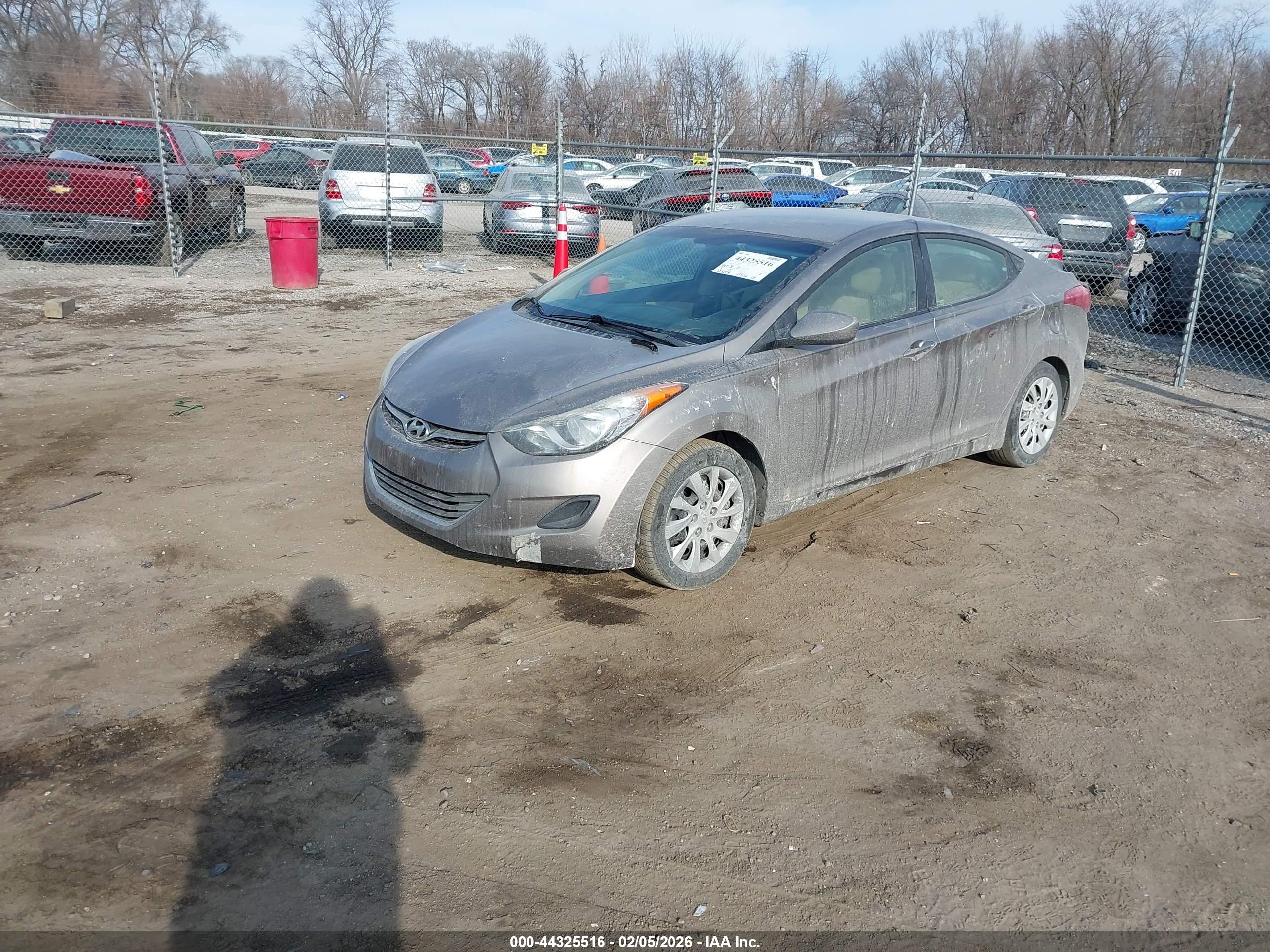 HYUNDAI ELANTRA image 2