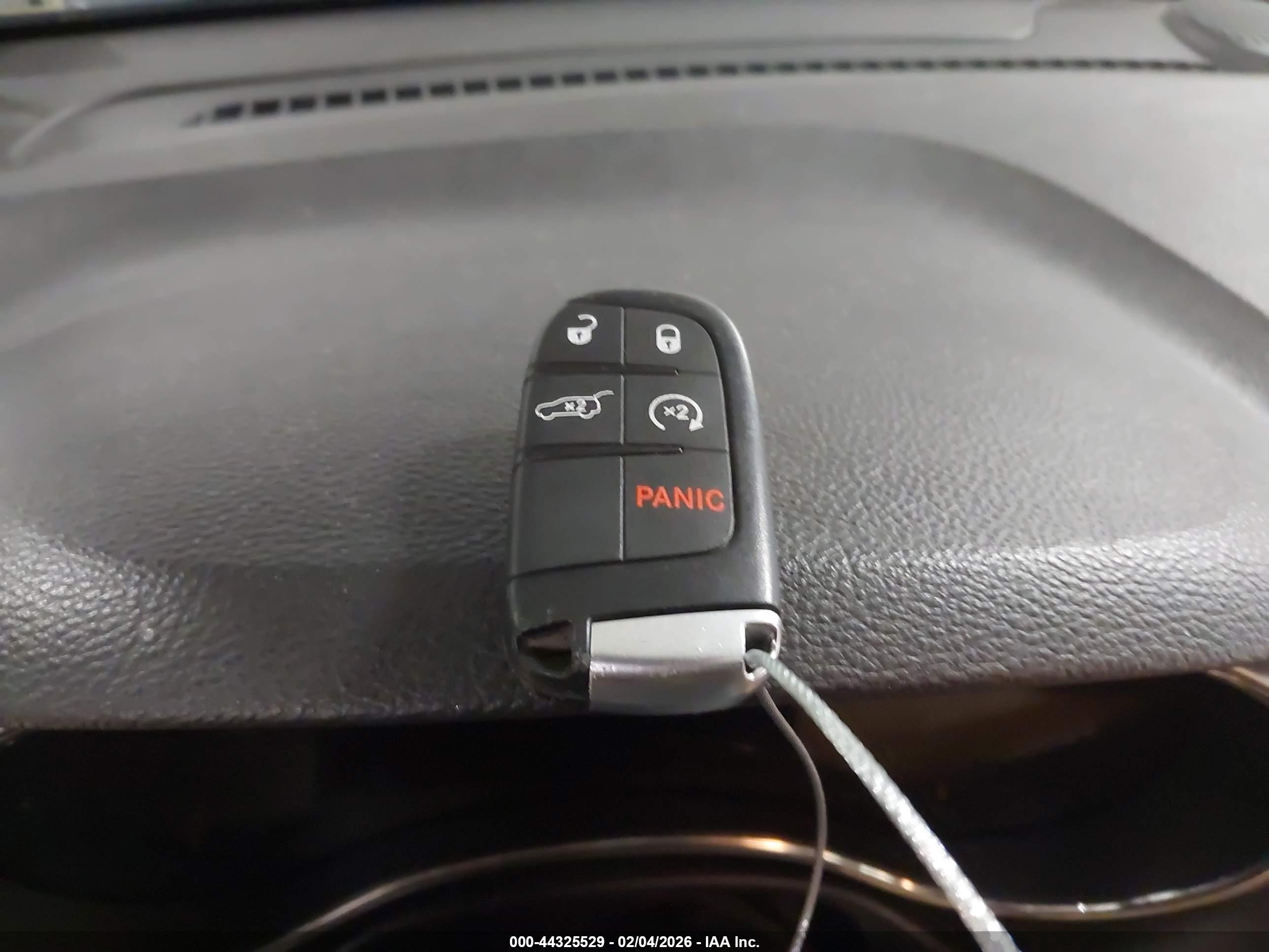 JEEP GRAND image 11