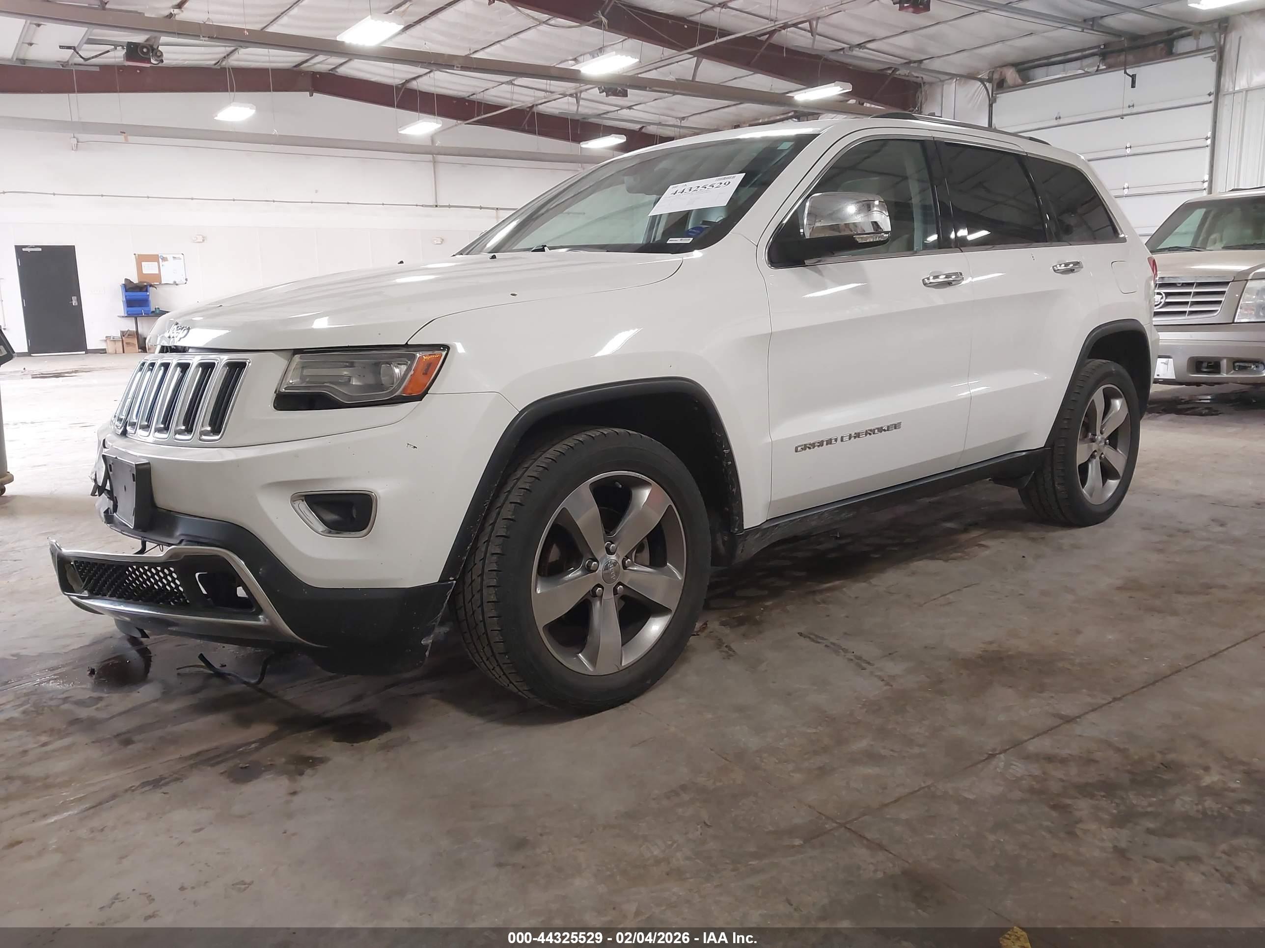 JEEP GRAND image 2