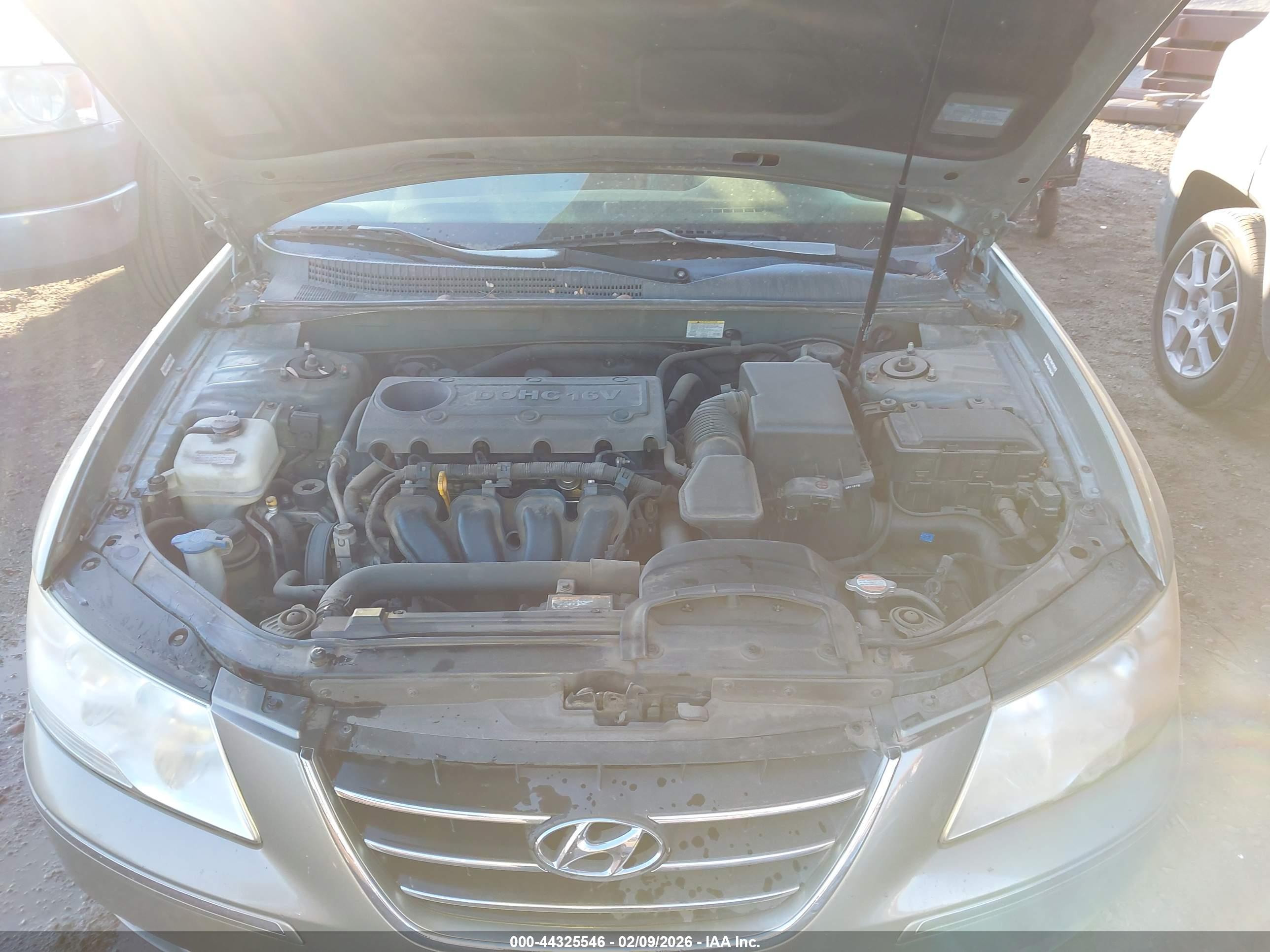 HYUNDAI SONATA image 10
