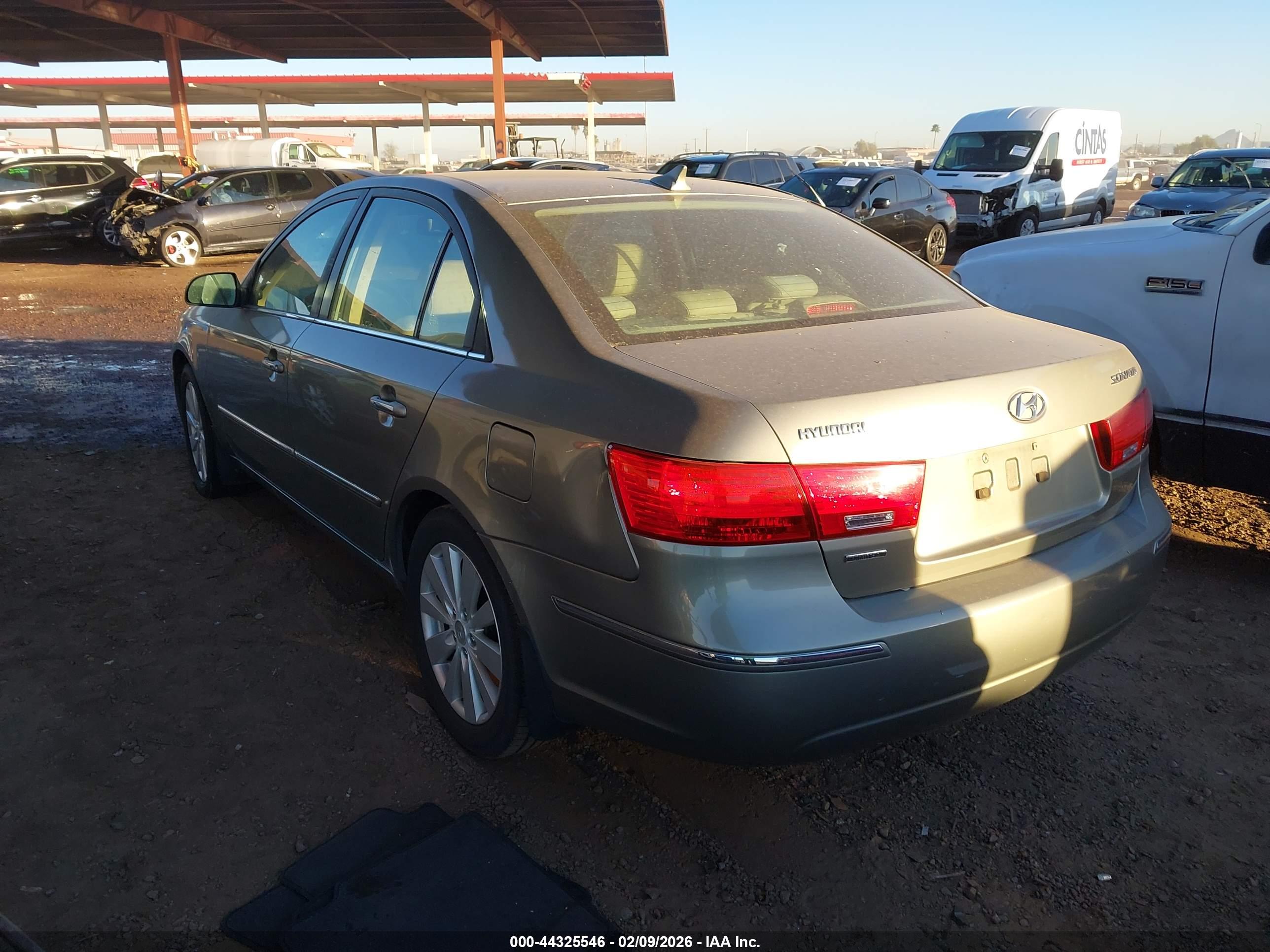 HYUNDAI SONATA image 3