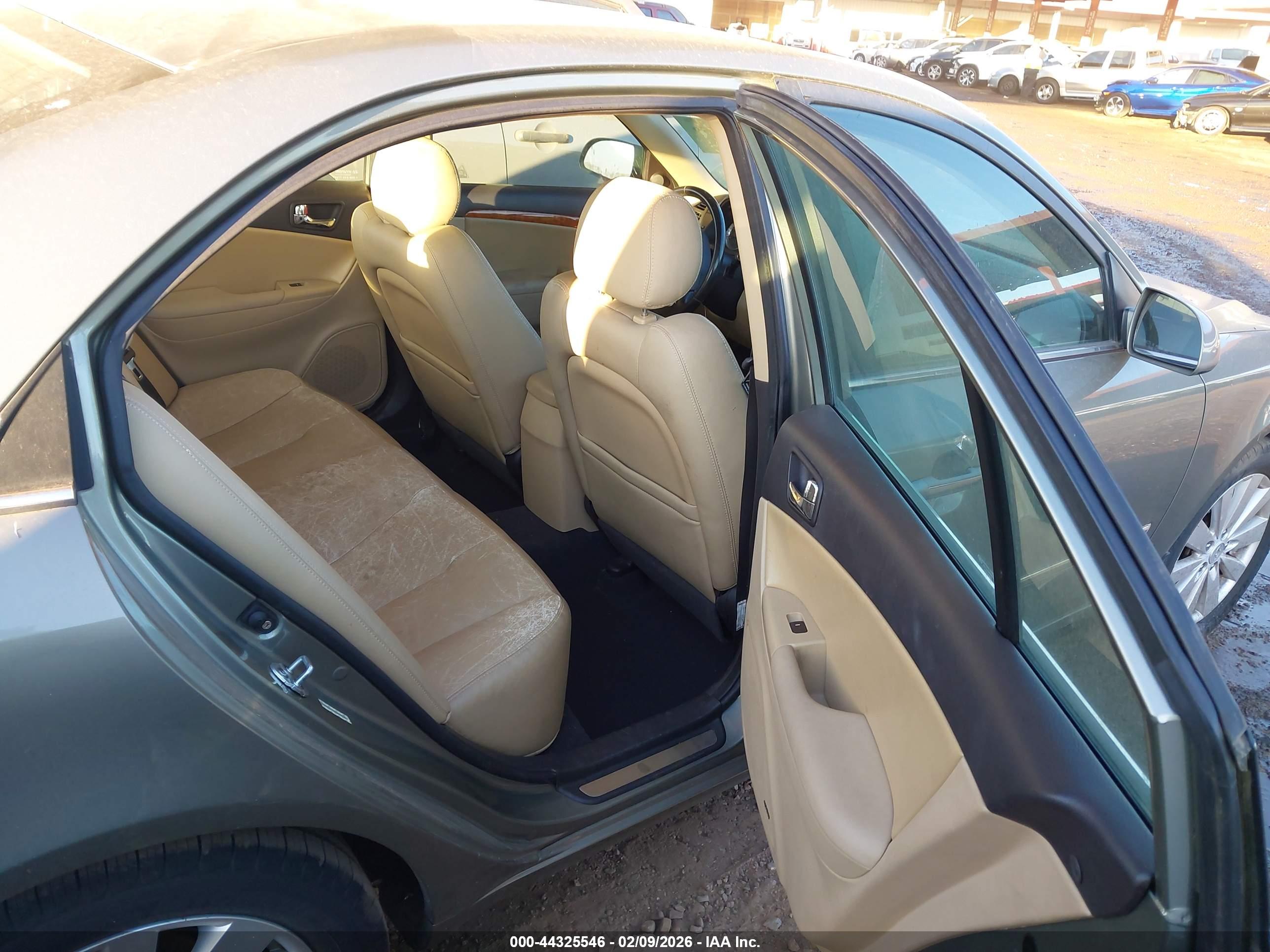 HYUNDAI SONATA image 8