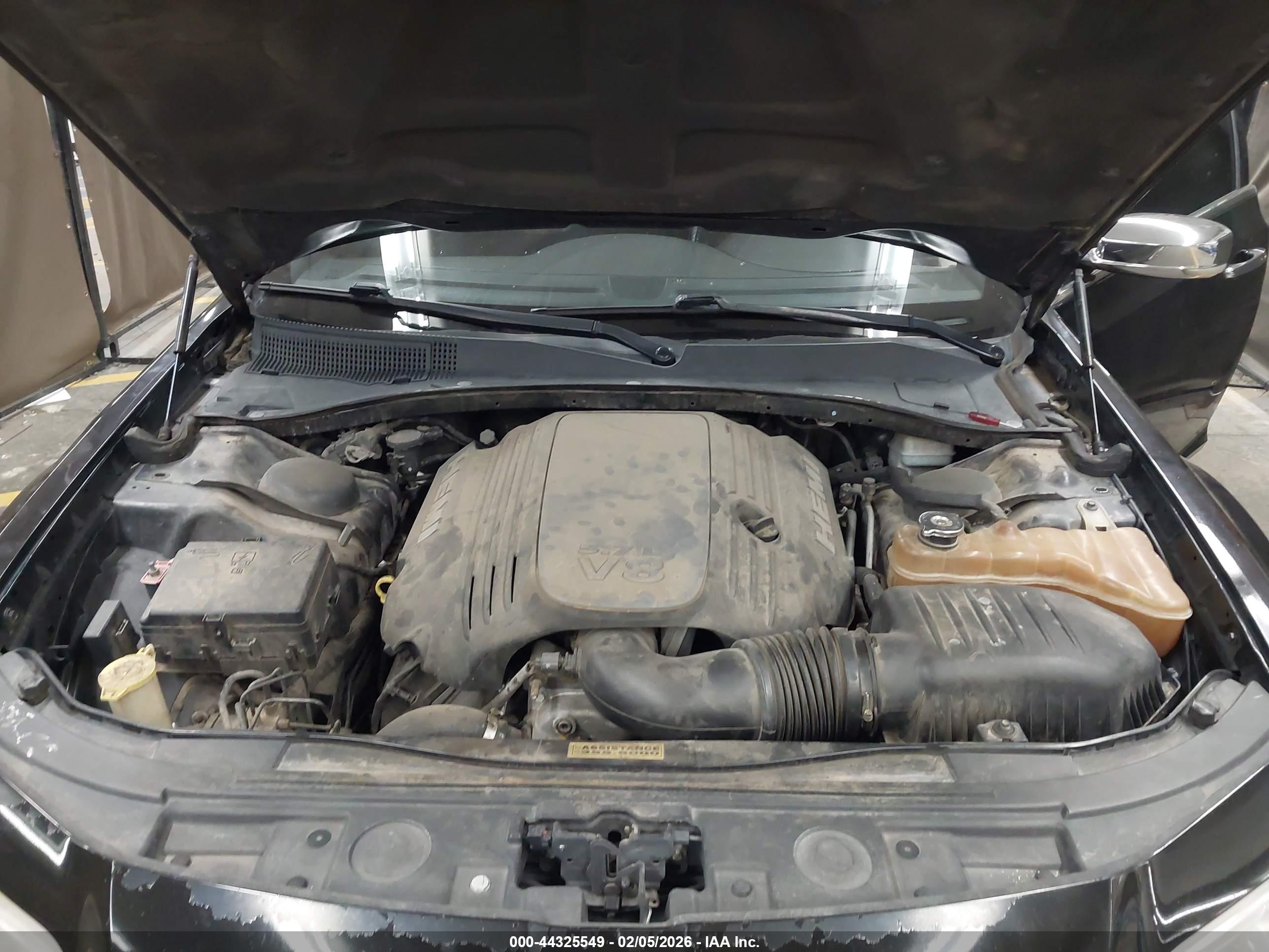 CHRYSLER 300C image 10
