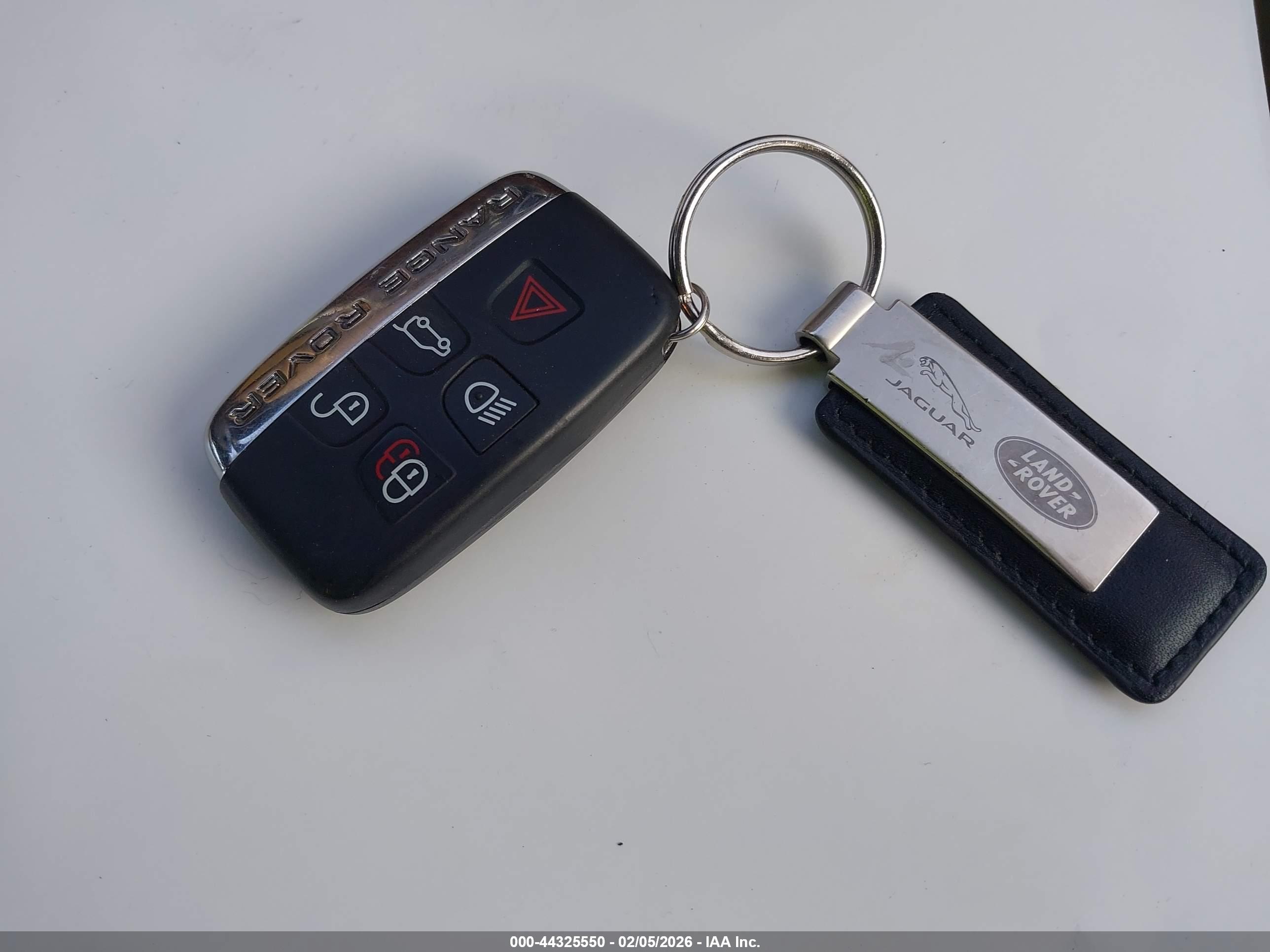 LAND ROVER image 11