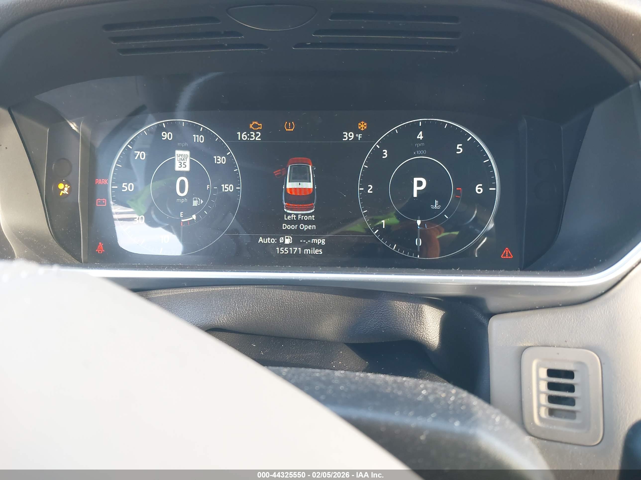 LAND ROVER image 7