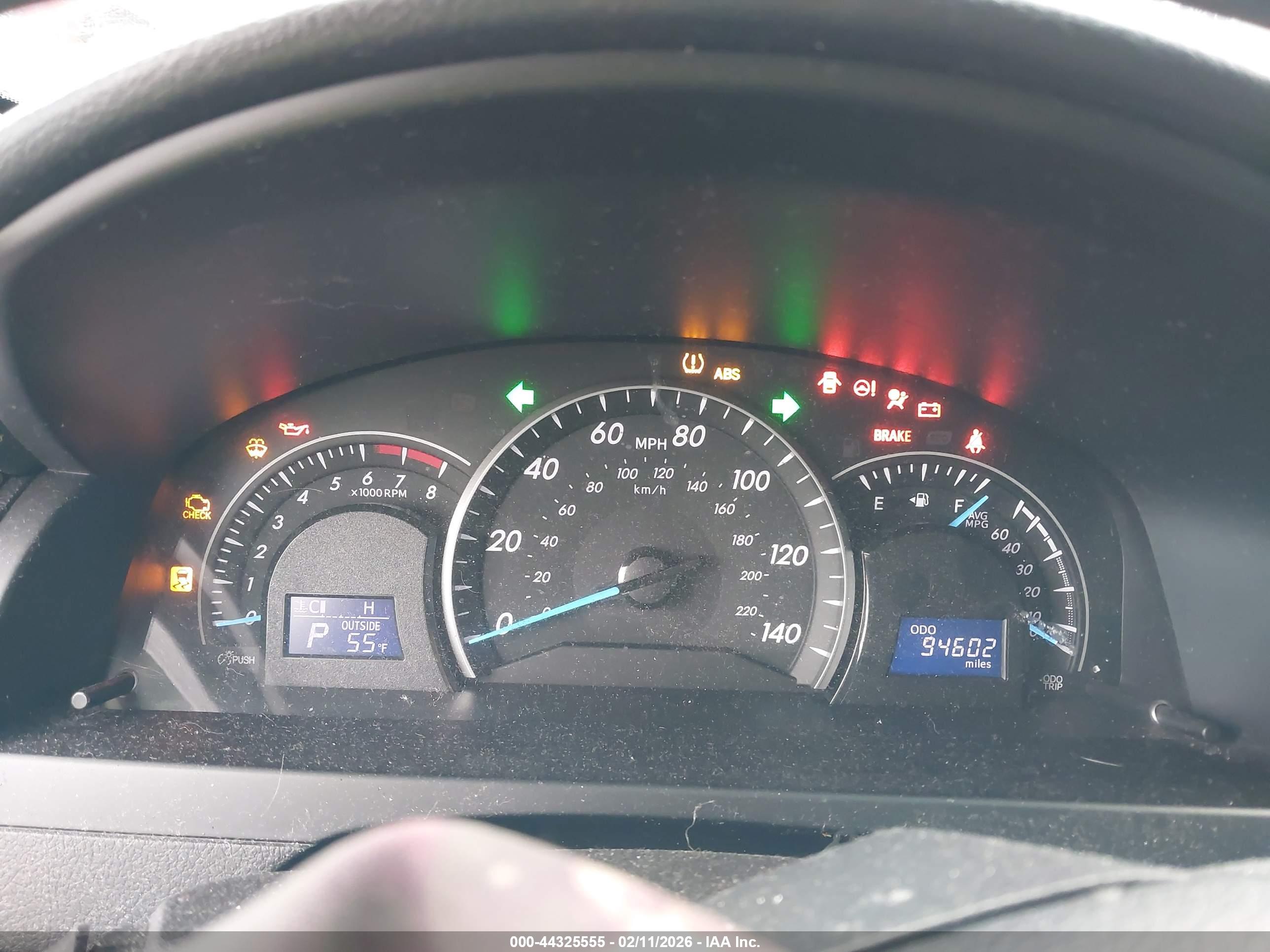TOYOTA CAMRY image 7