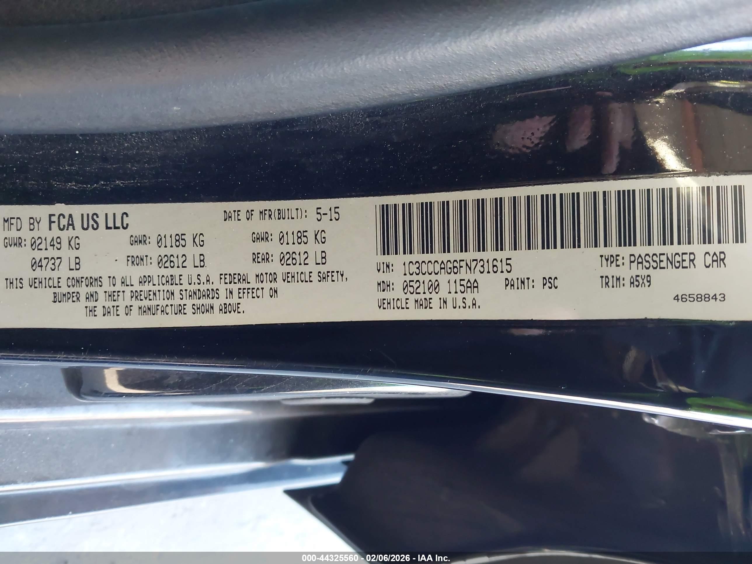 CHRYSLER 200 image 9
