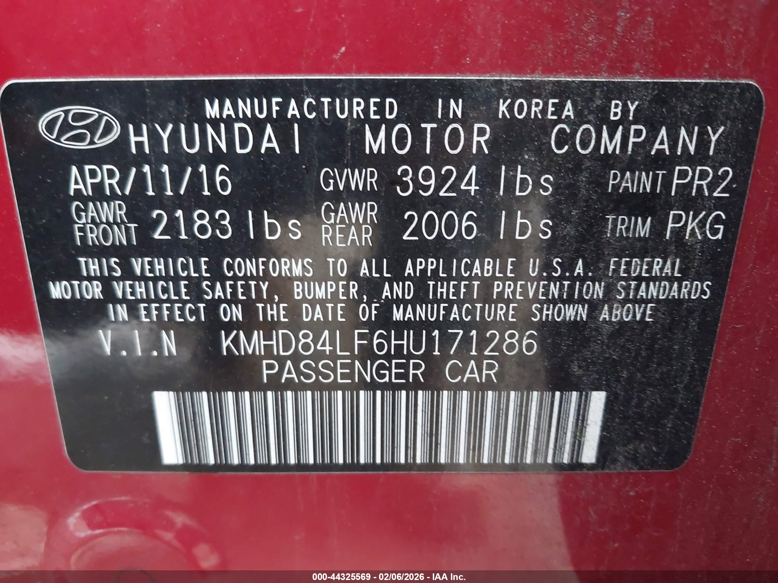 HYUNDAI ELANTRA image 9