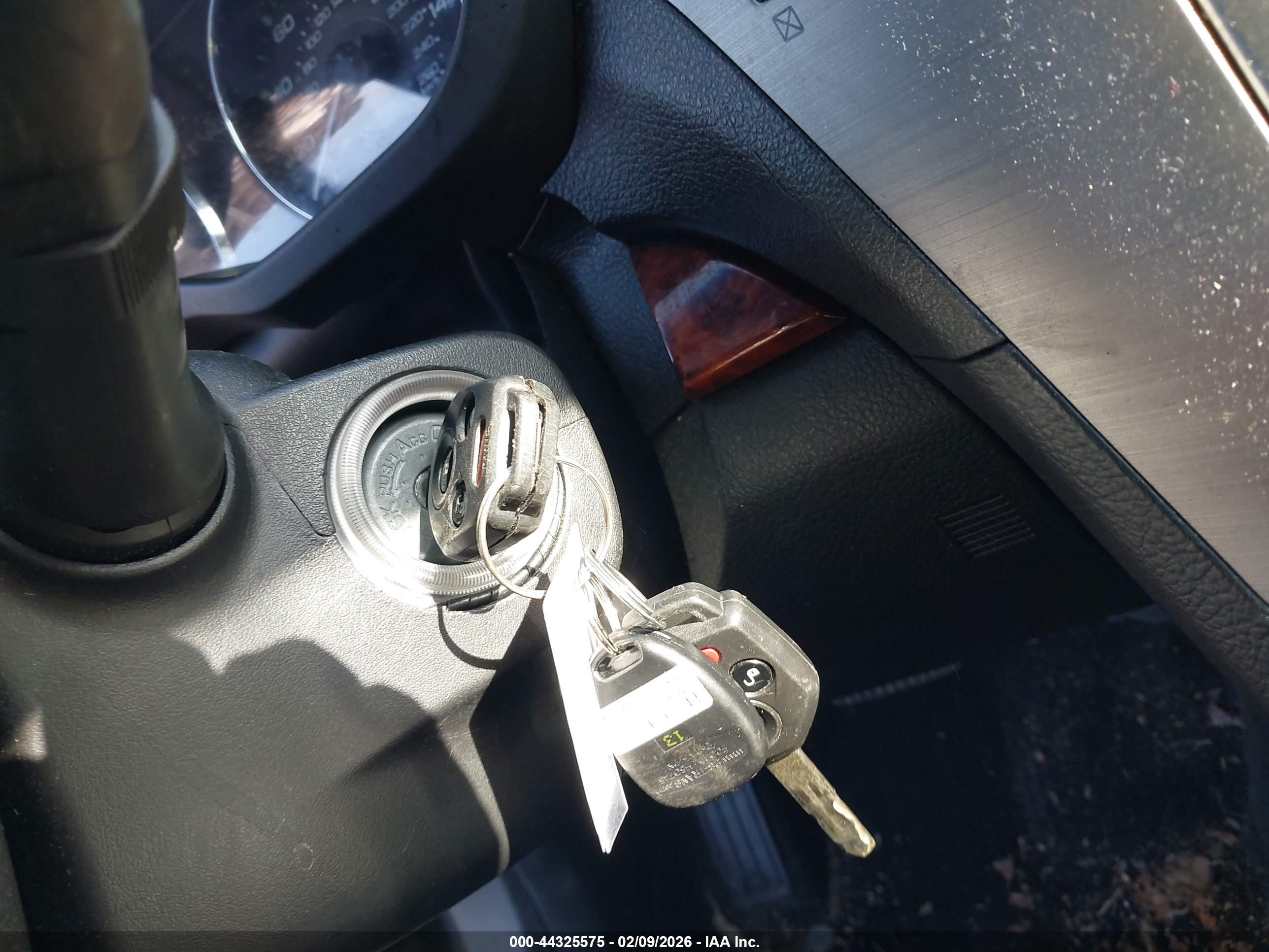 SUBARU OUTBACK image 11