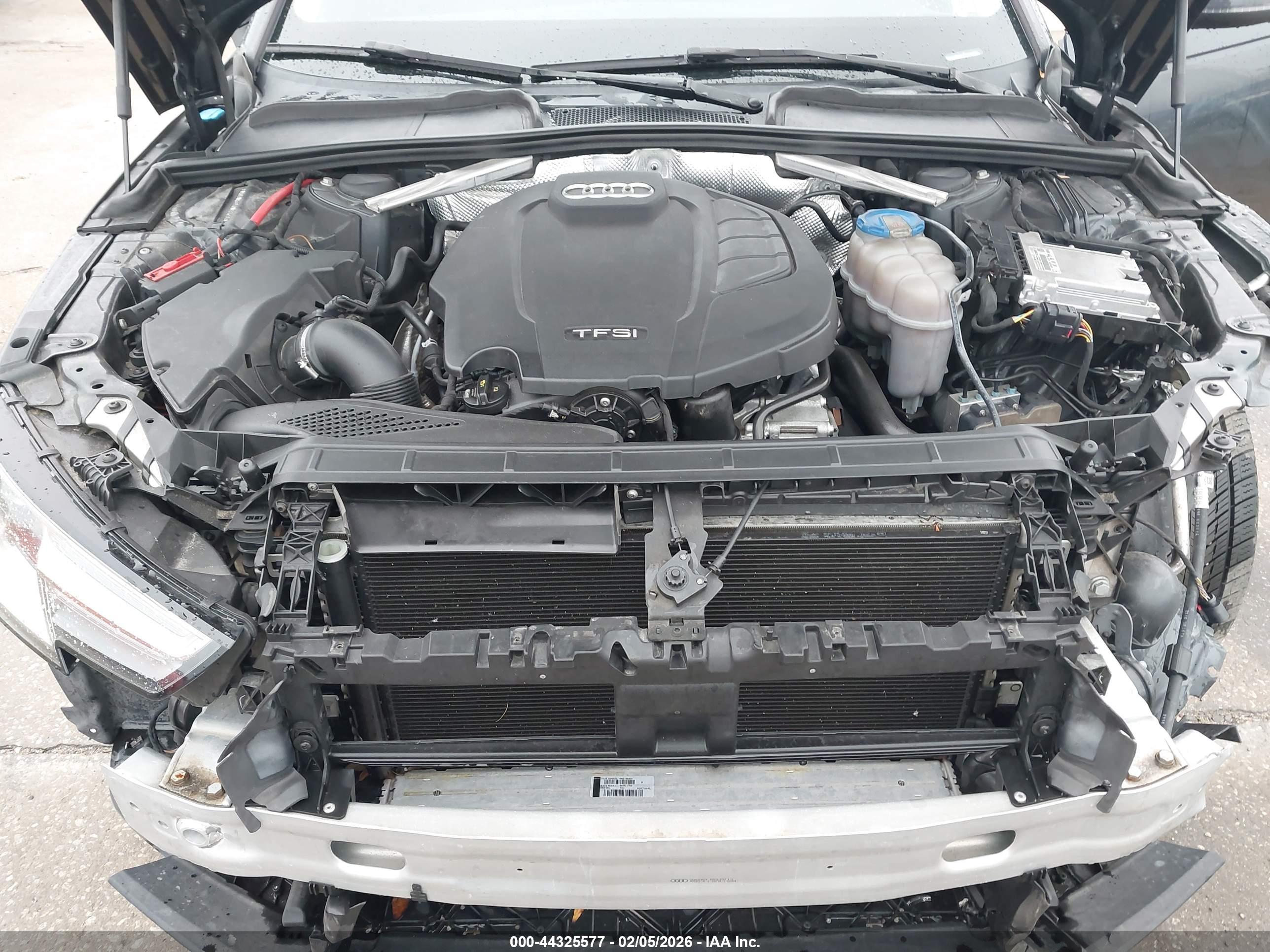 AUDI A4 image 10