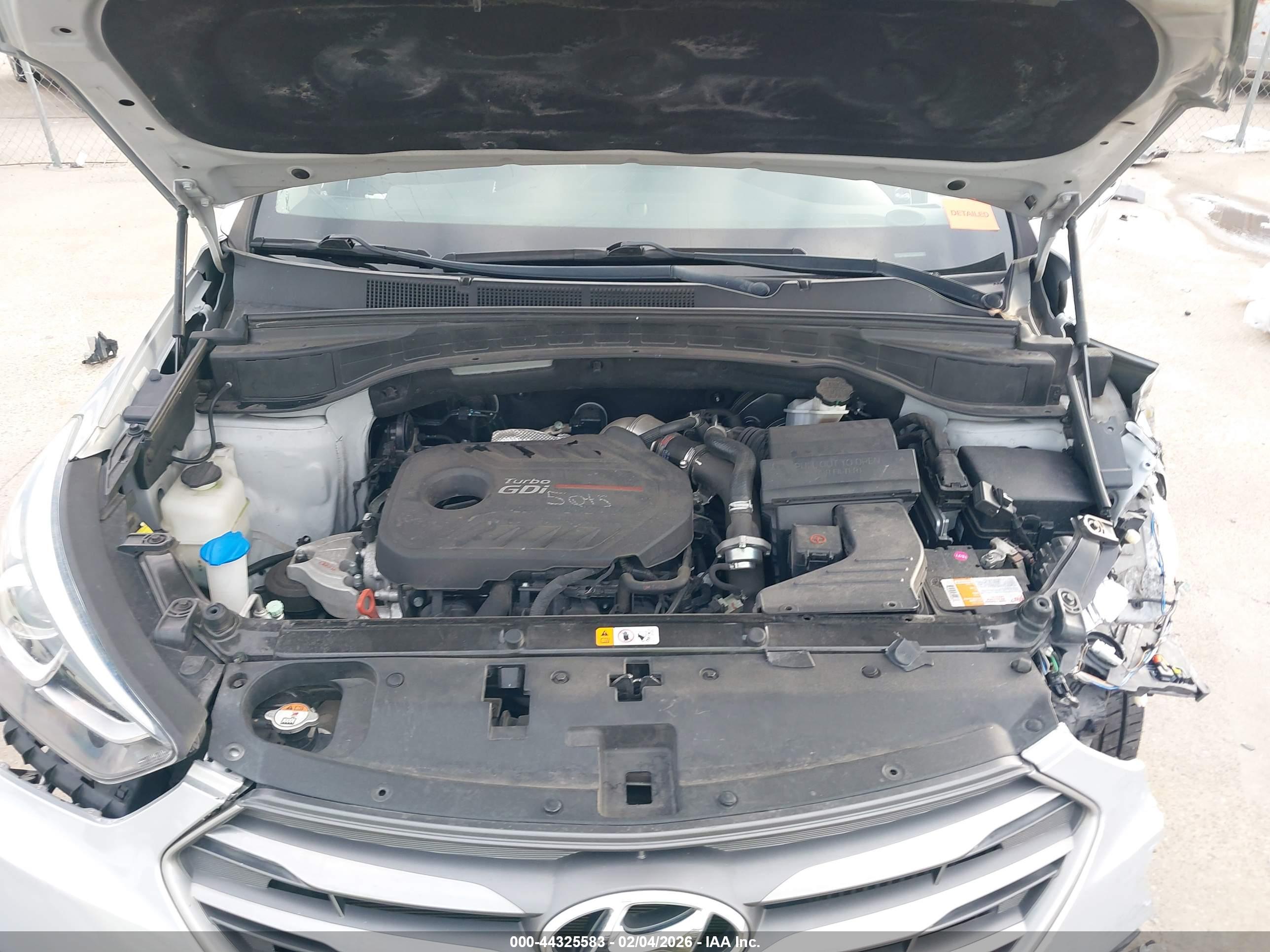 HYUNDAI SANTA image 10