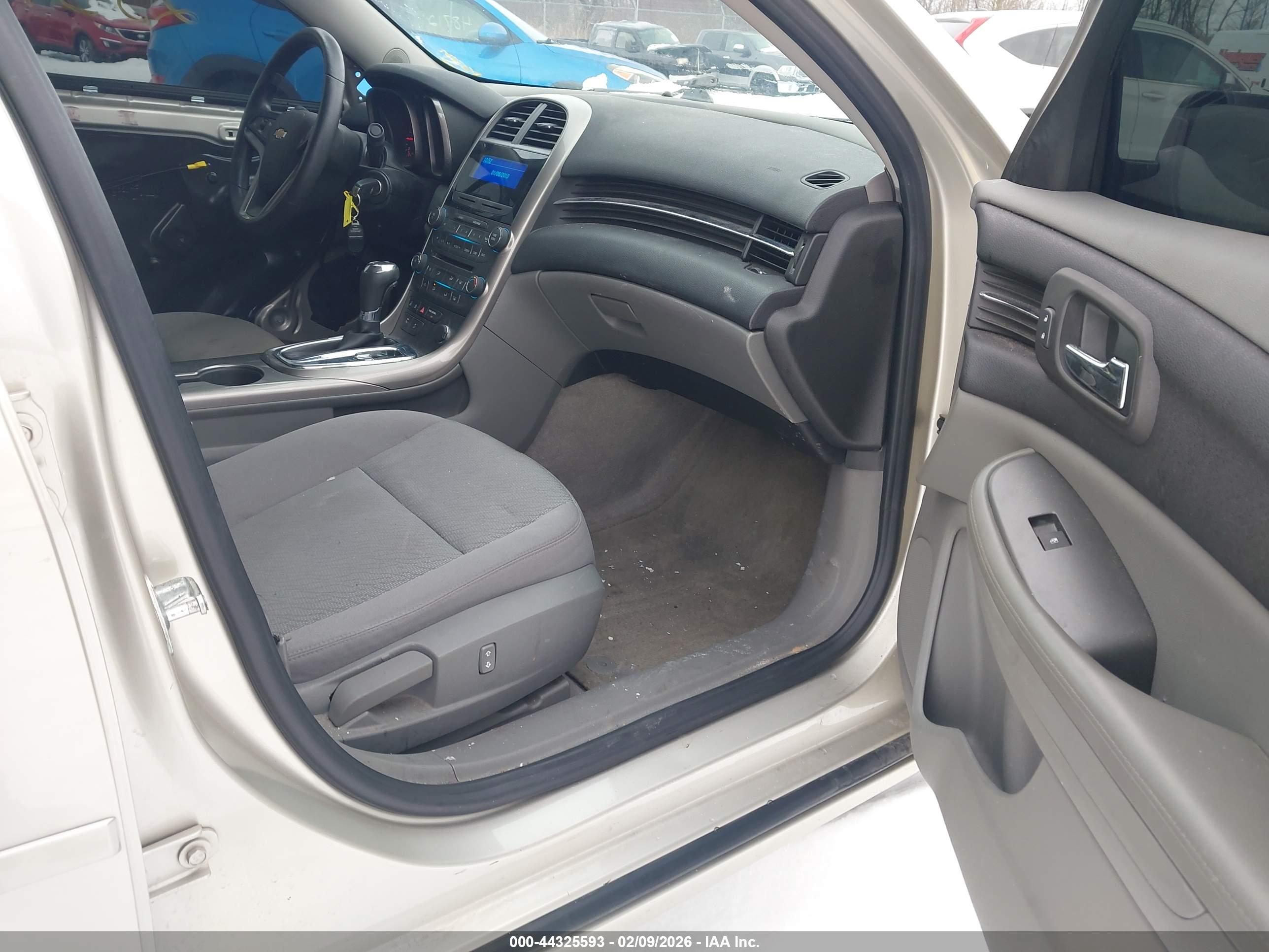 CHEVROLET MALIBU image 5