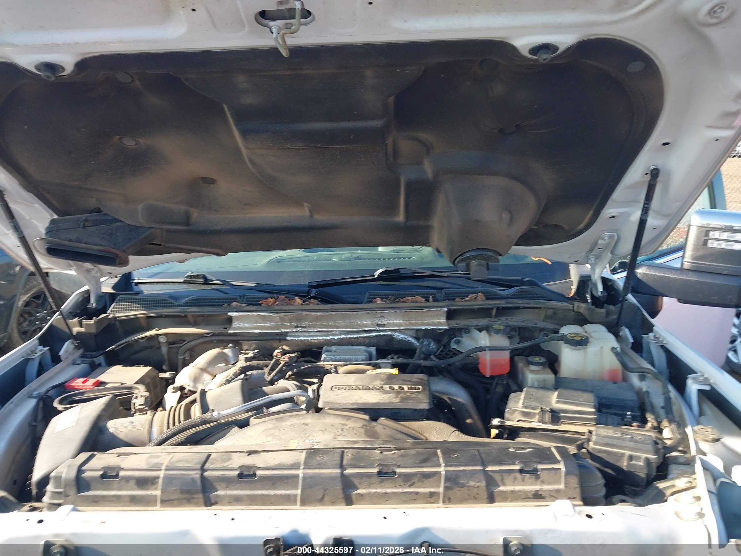 GMC SIERRA image 10
