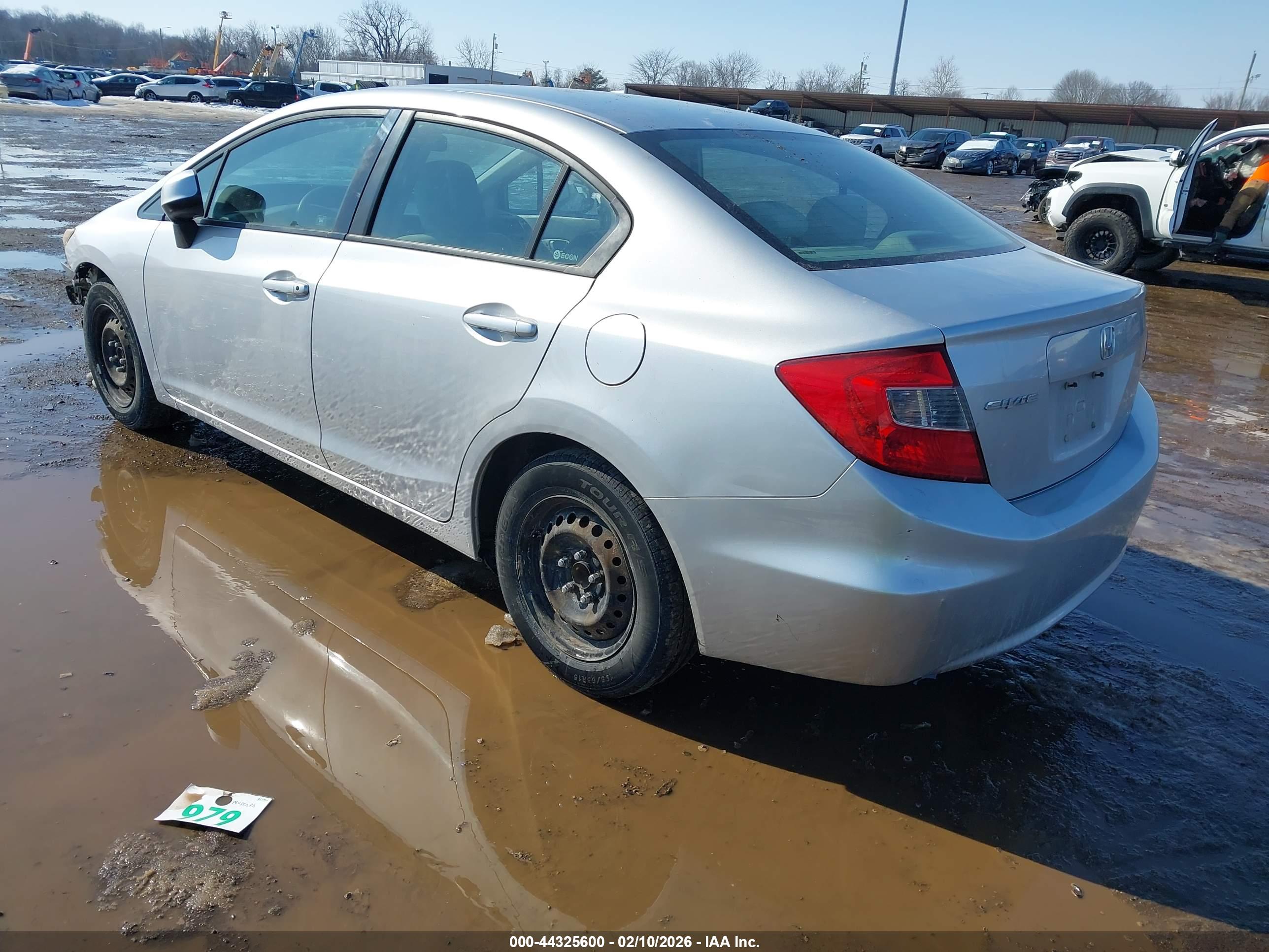 HONDA CIVIC image 3