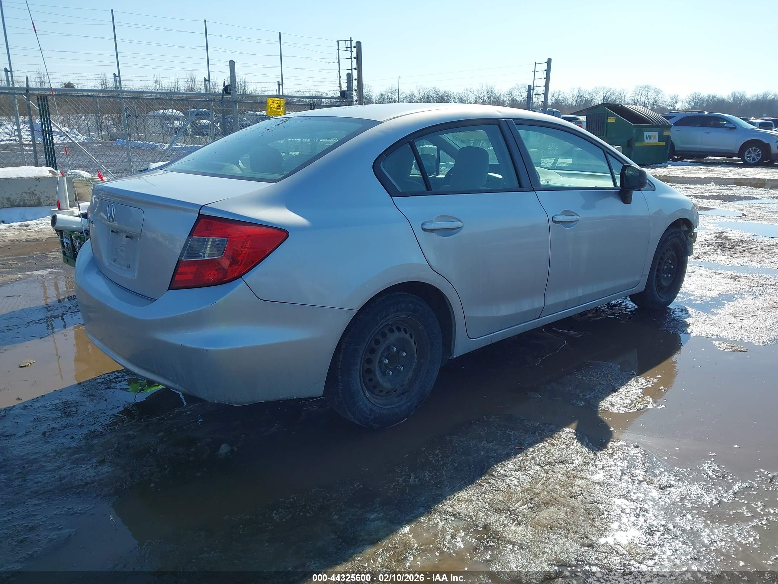 HONDA CIVIC image 4