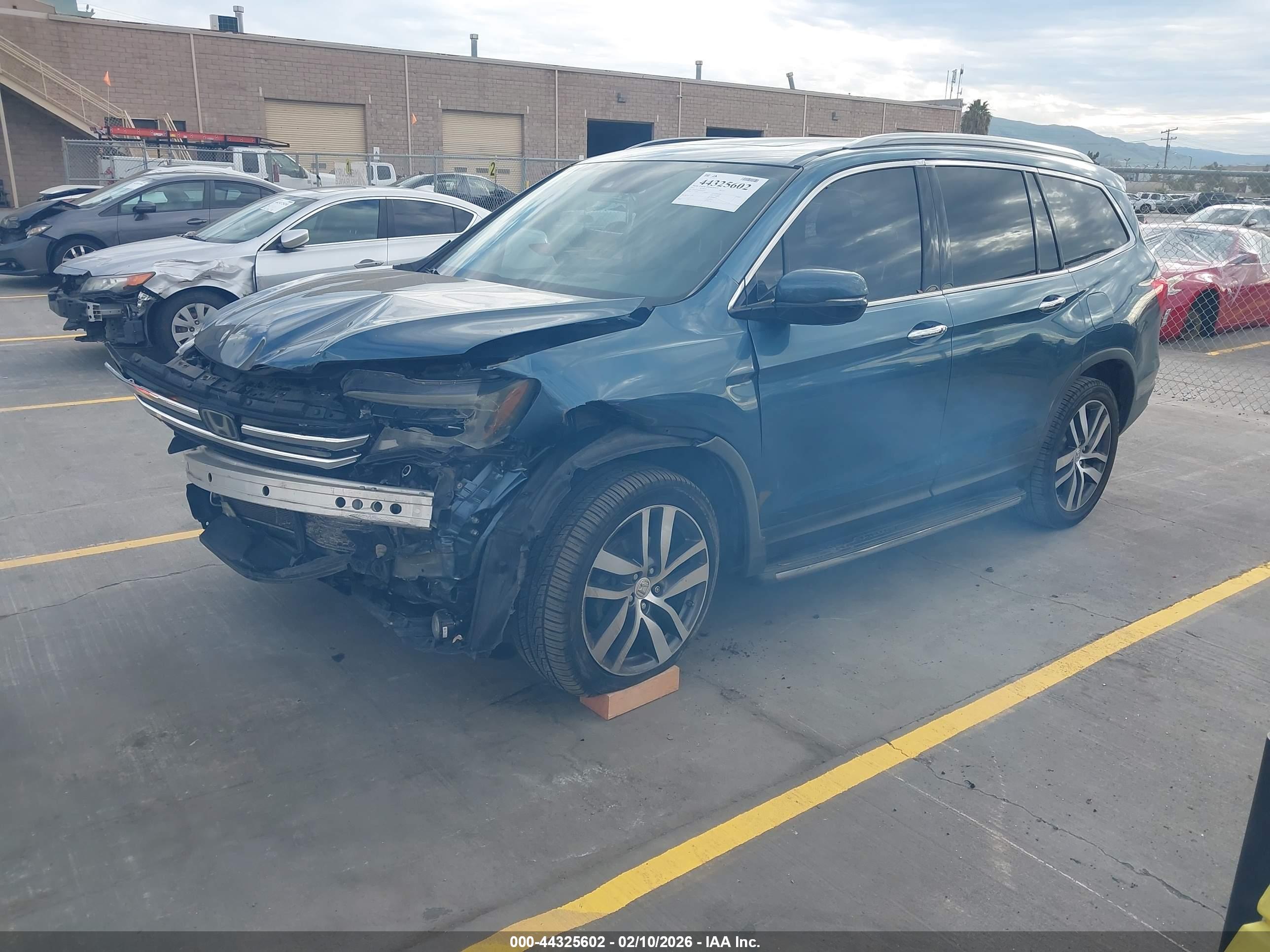 HONDA PILOT image 2