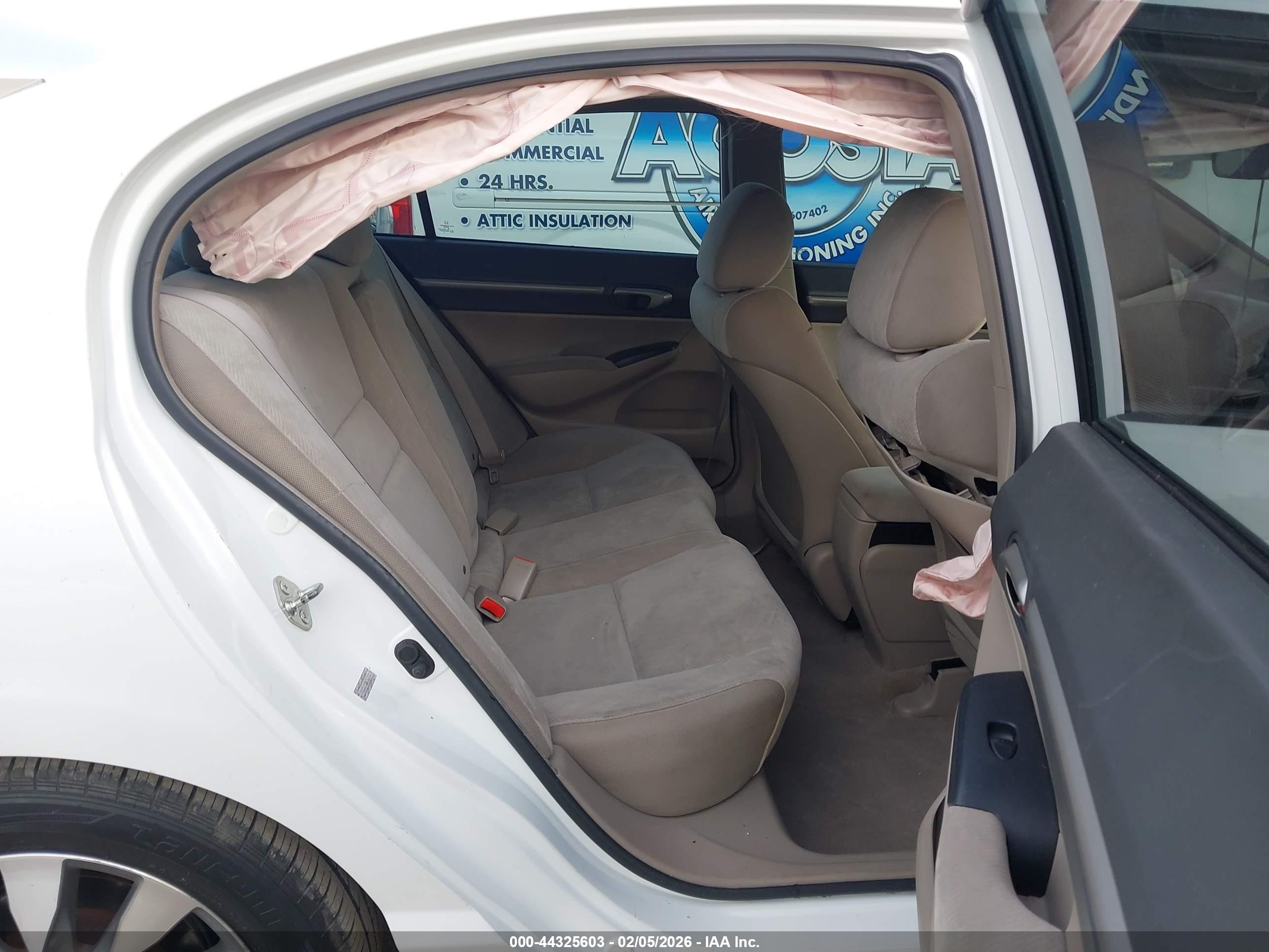 HONDA CIVIC image 8