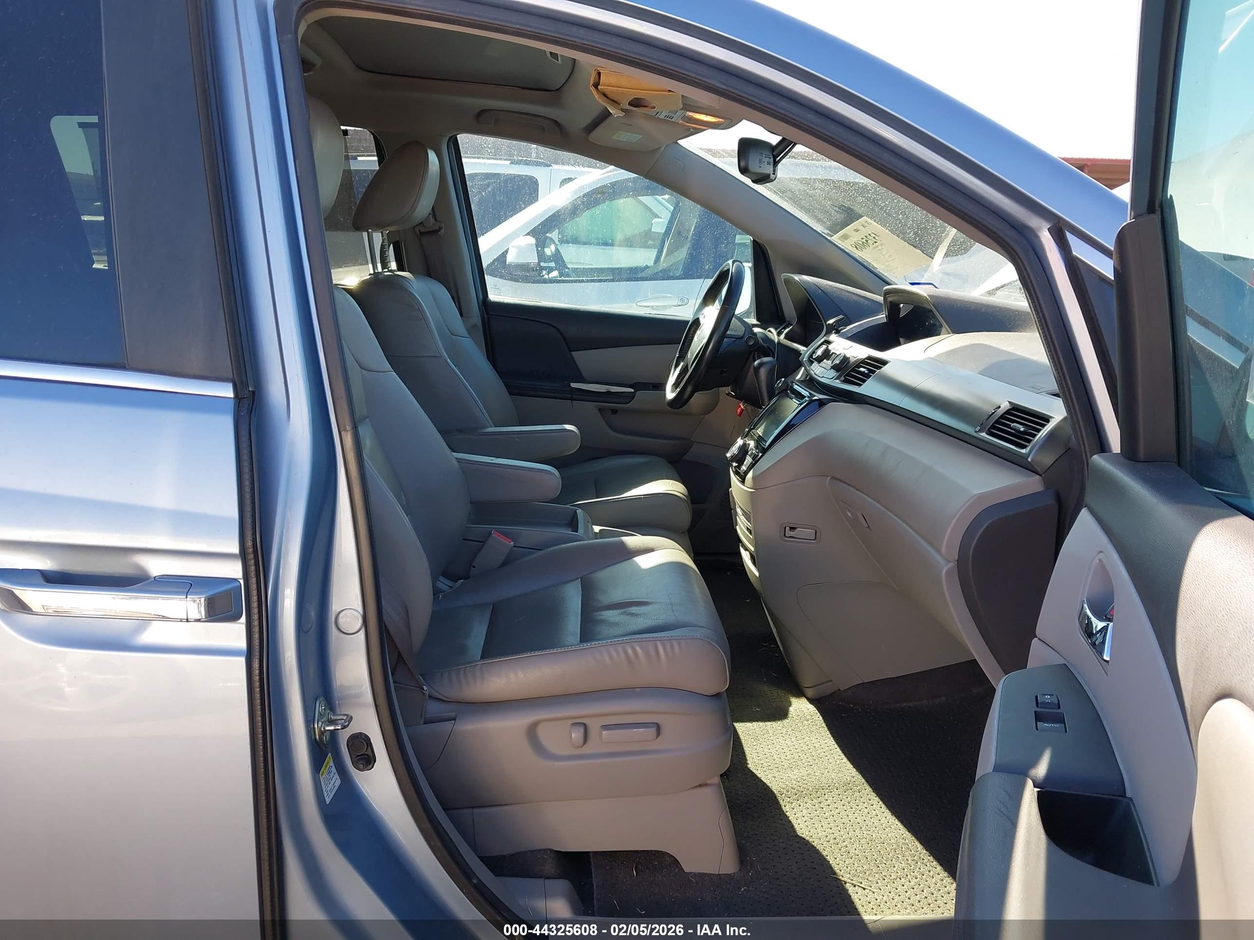 HONDA ODYSSEY image 5