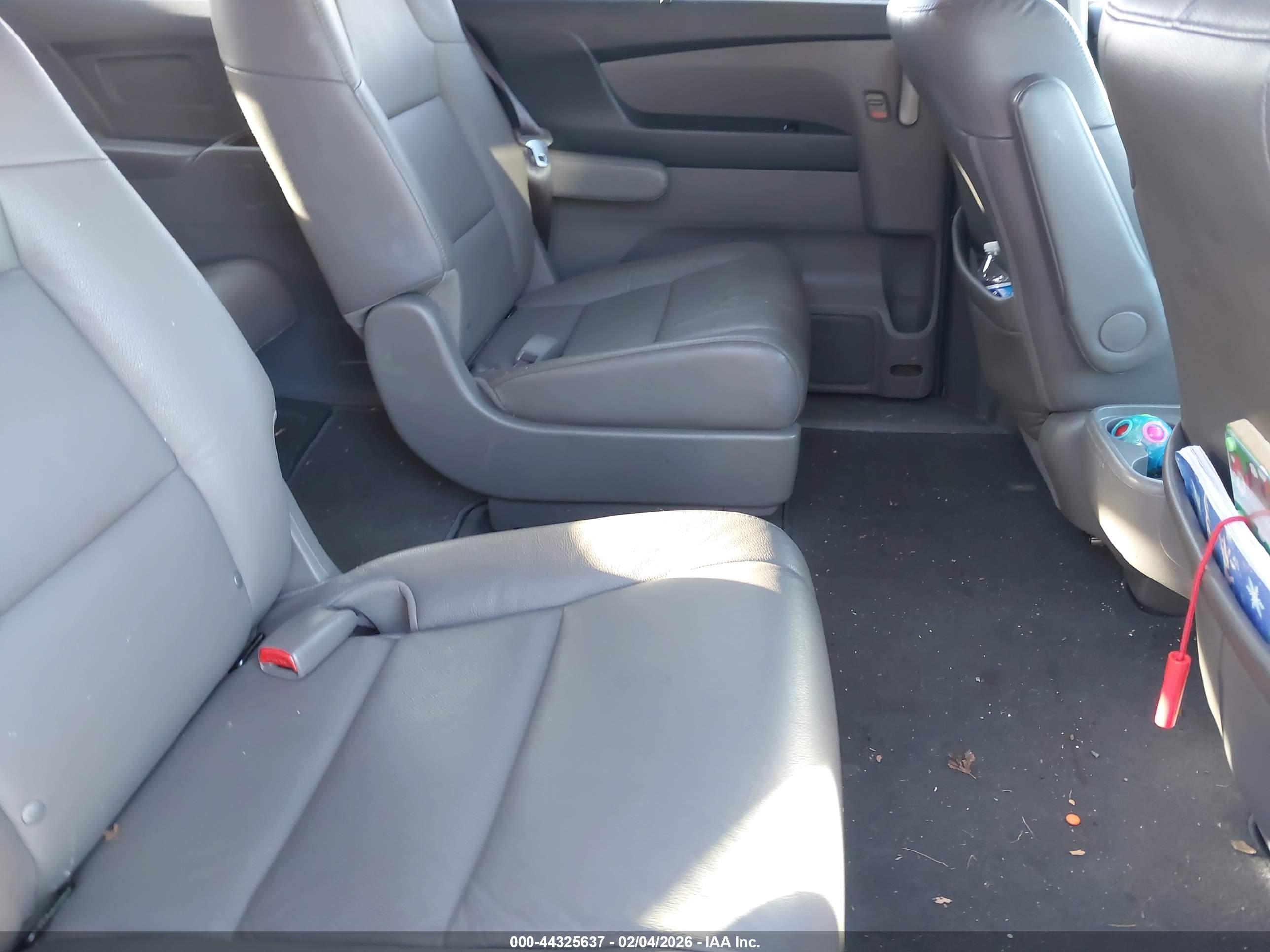 HONDA ODYSSEY image 8