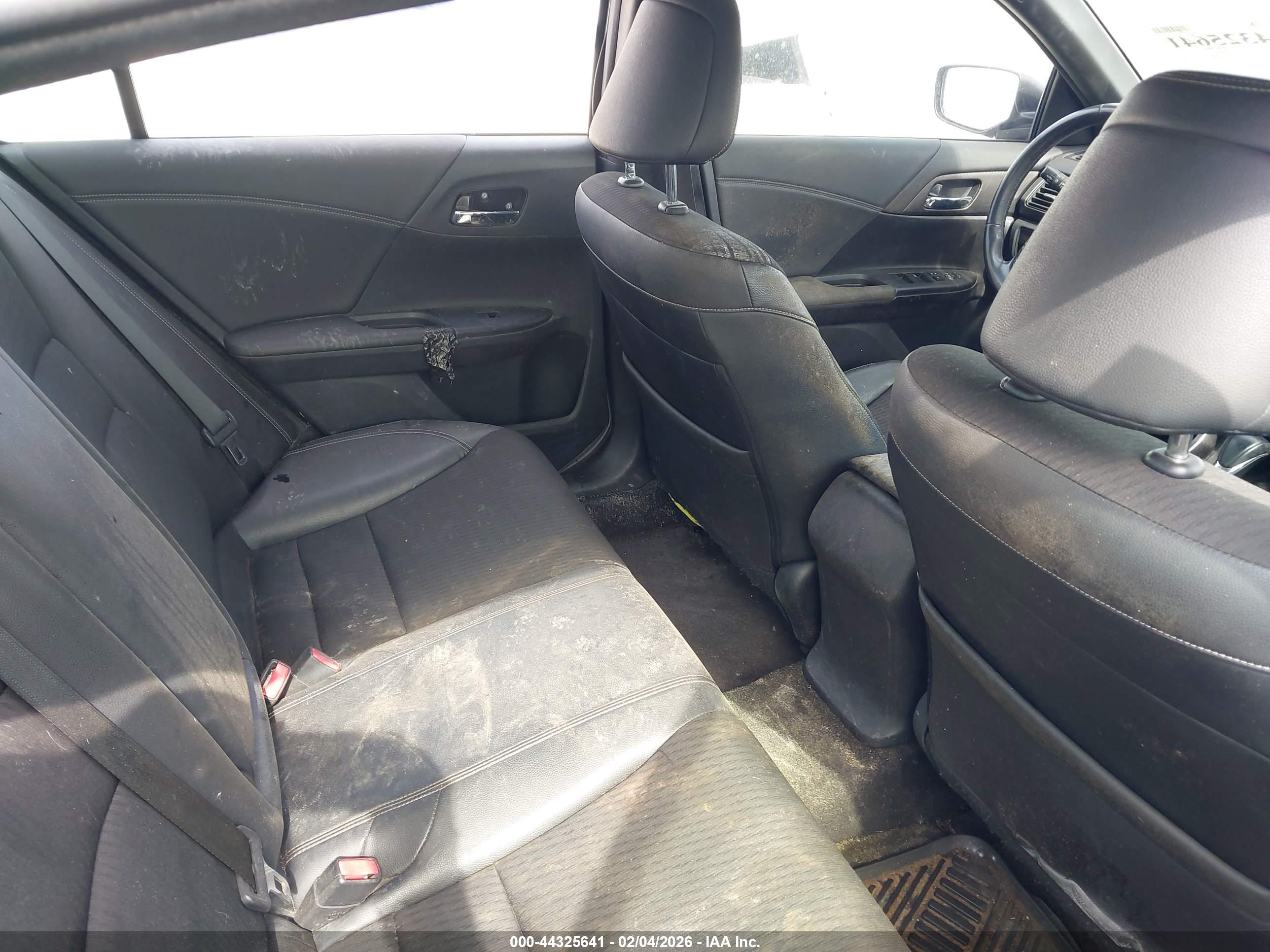 HONDA ACCORD image 8