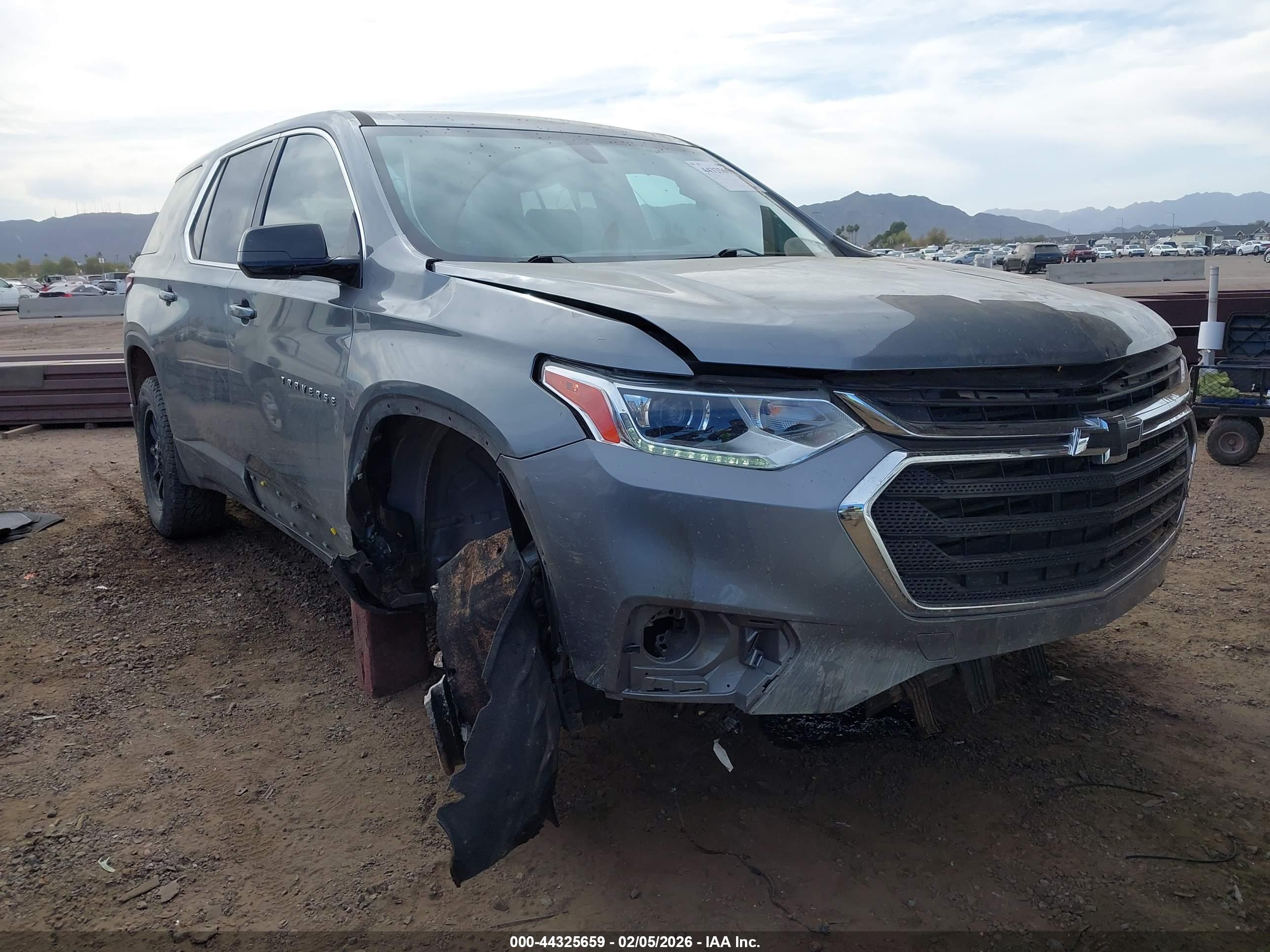 CHEVROLET TRAVERSE image 6