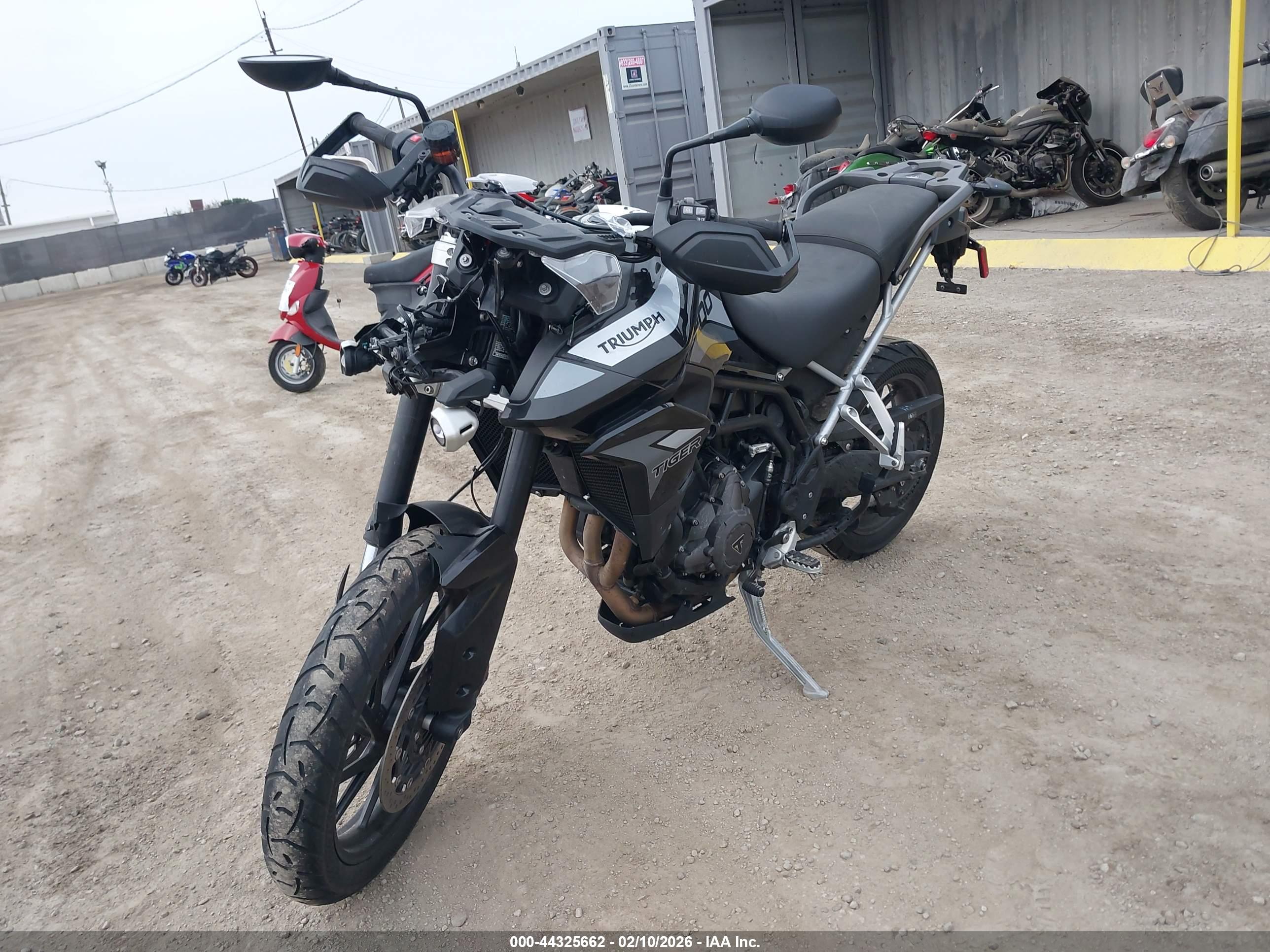 TRIUMPH MOTORCYCLE image 2