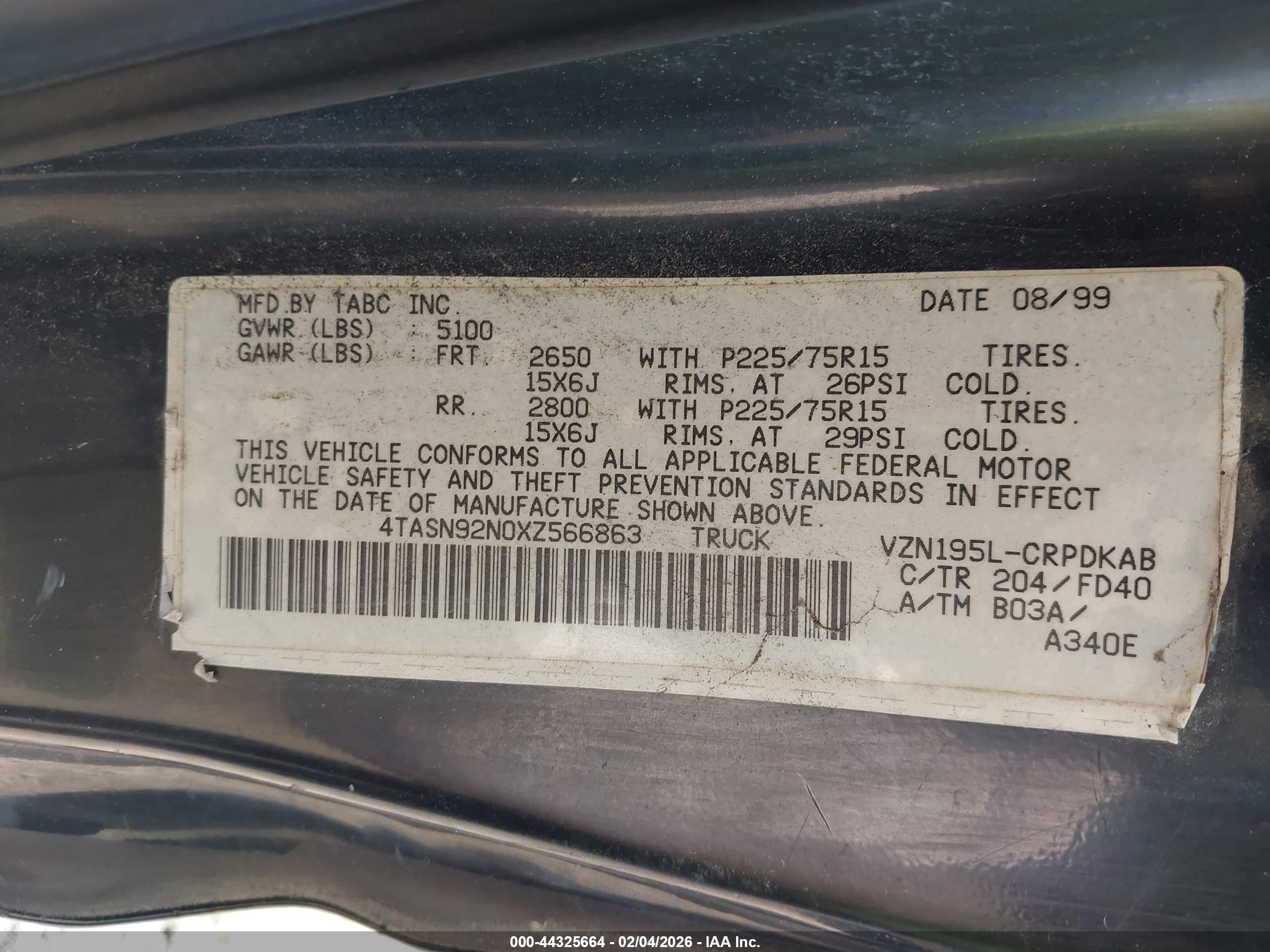 TOYOTA TACOMA image 9