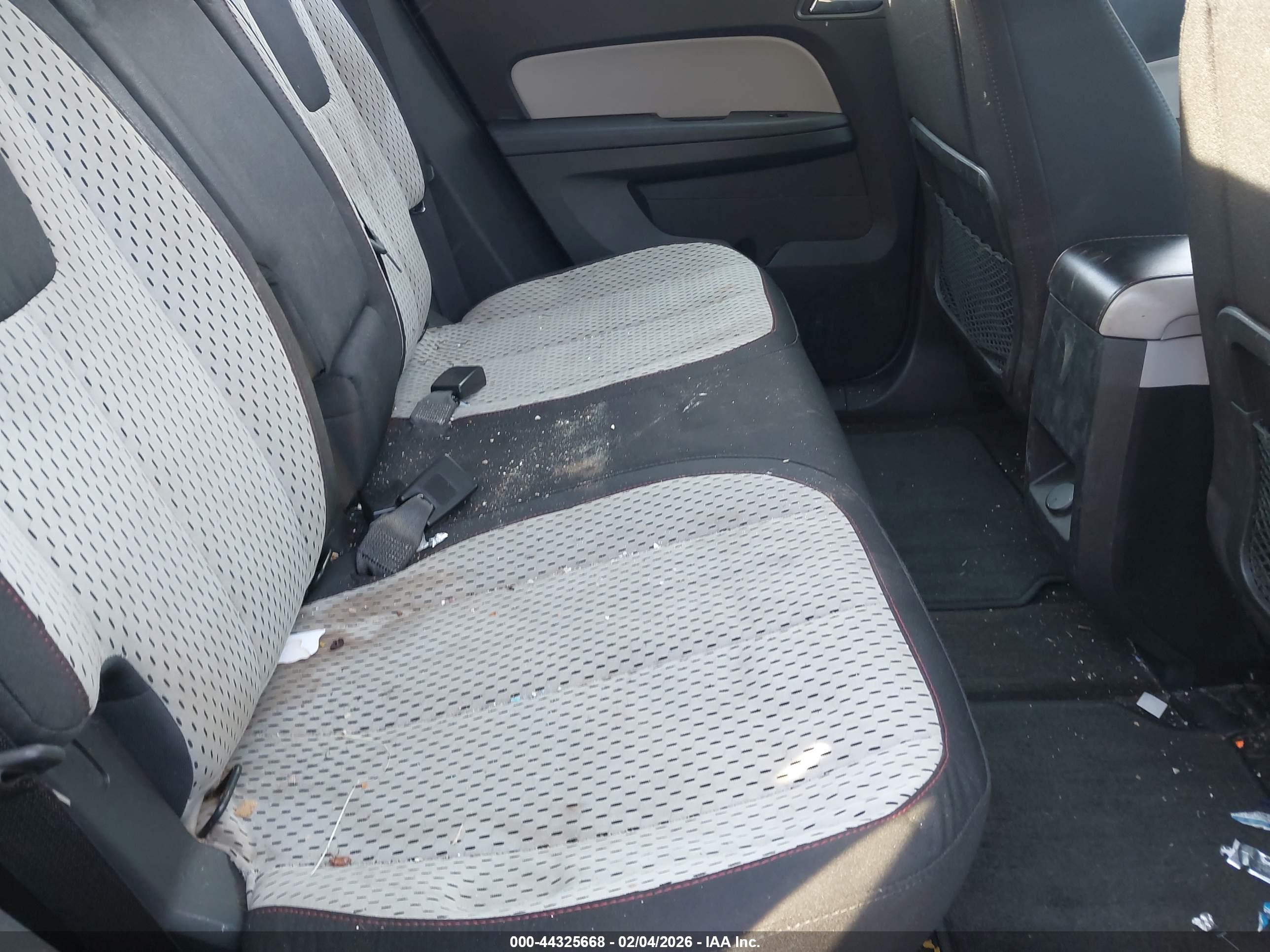 CHEVROLET EQUINOX image 8