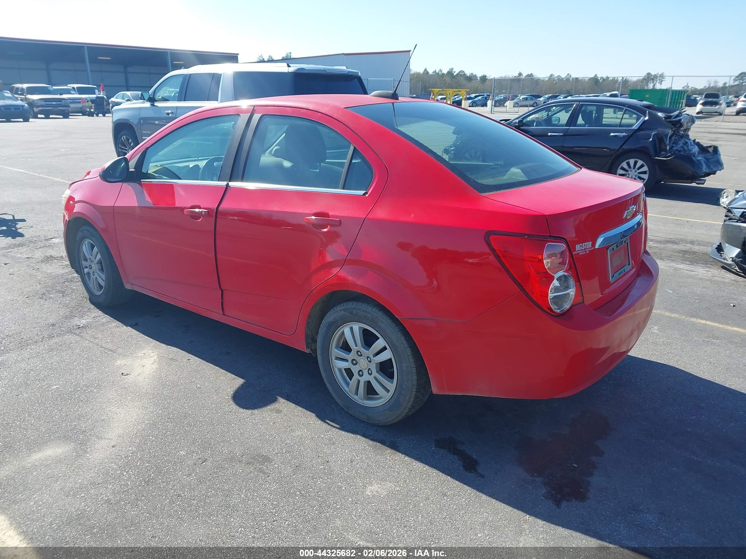 CHEVROLET SONIC image 3
