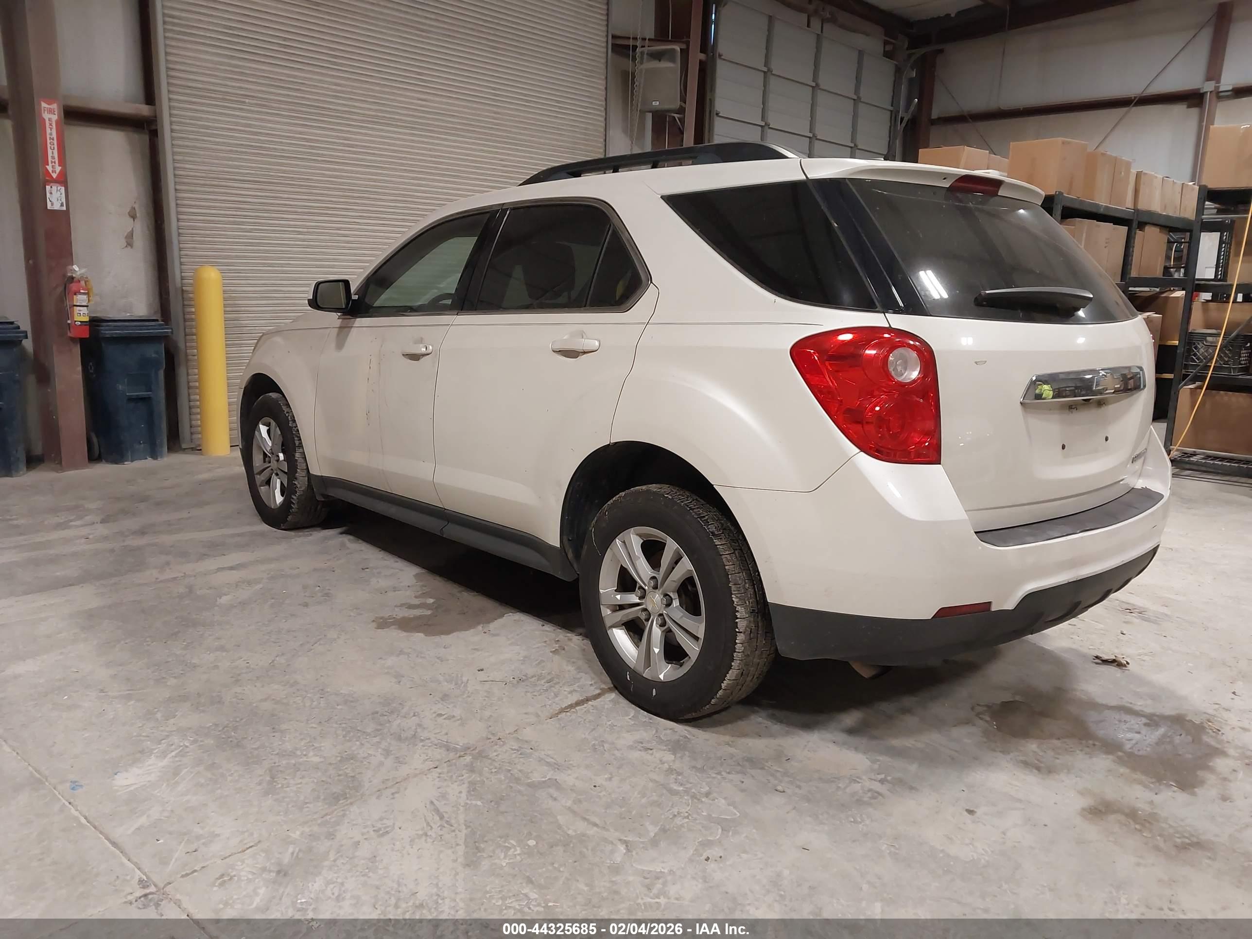 CHEVROLET EQUINOX image 3