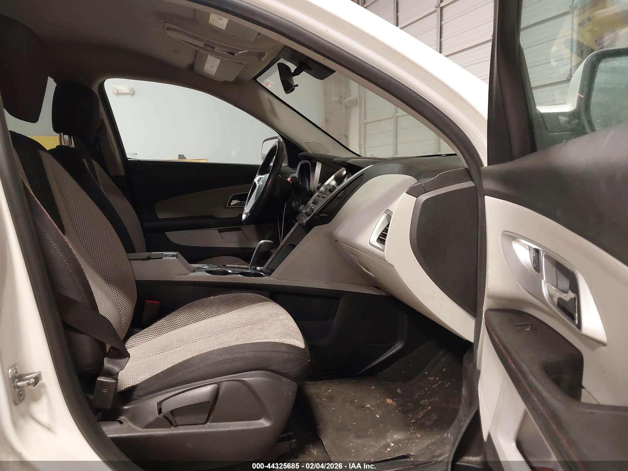 CHEVROLET EQUINOX image 5