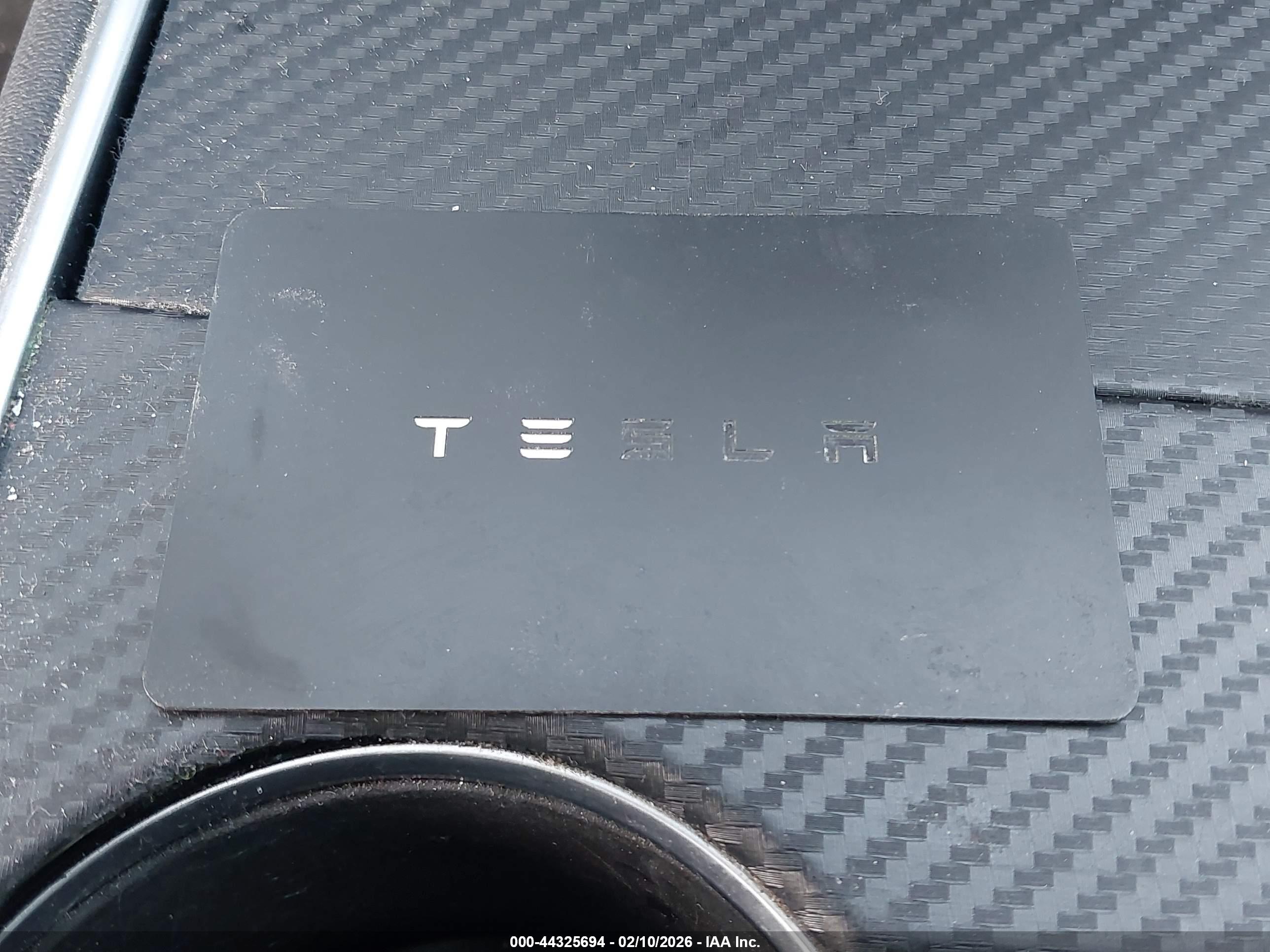 TESLA MODEL image 11