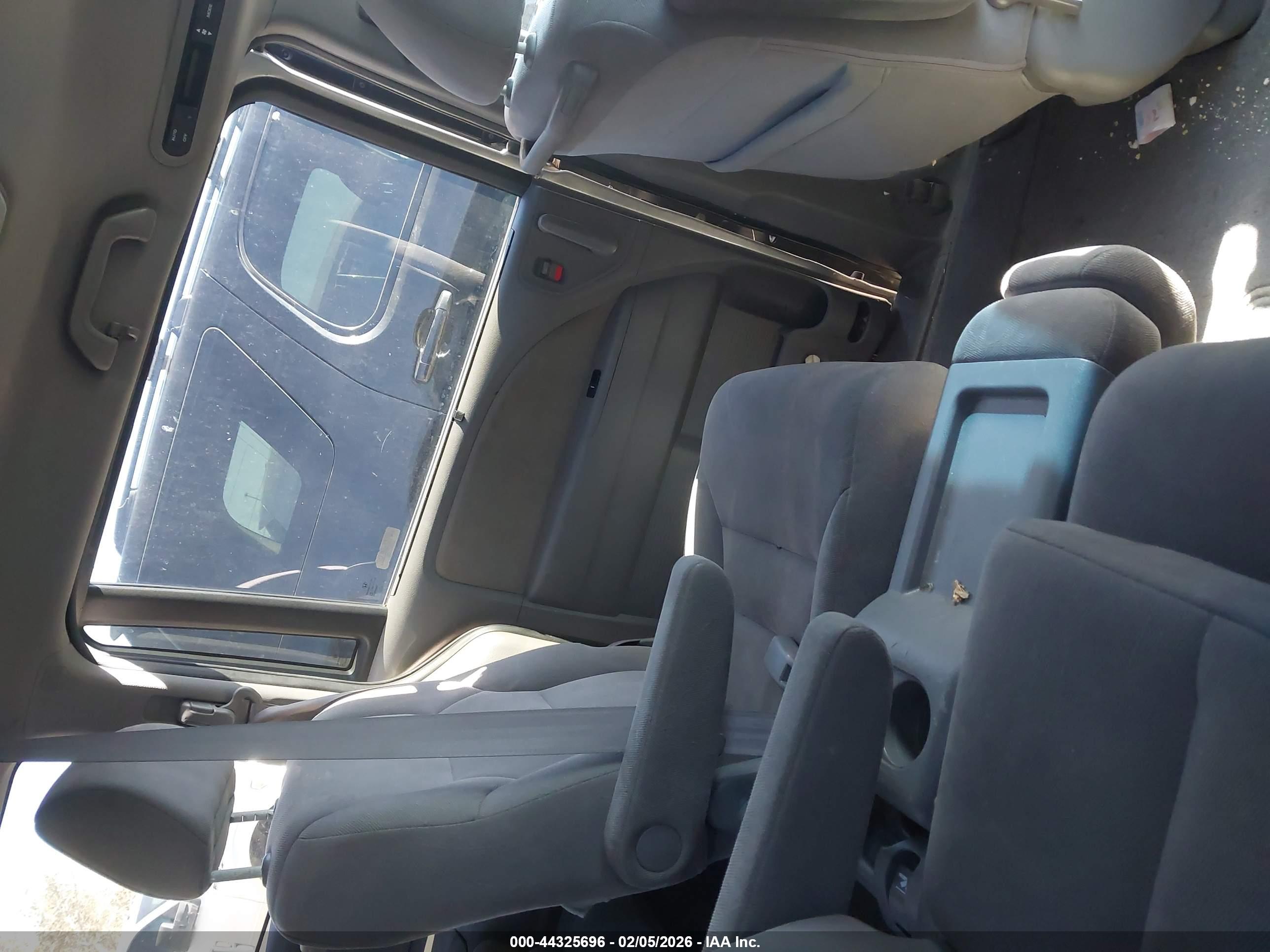 HONDA ODYSSEY image 8
