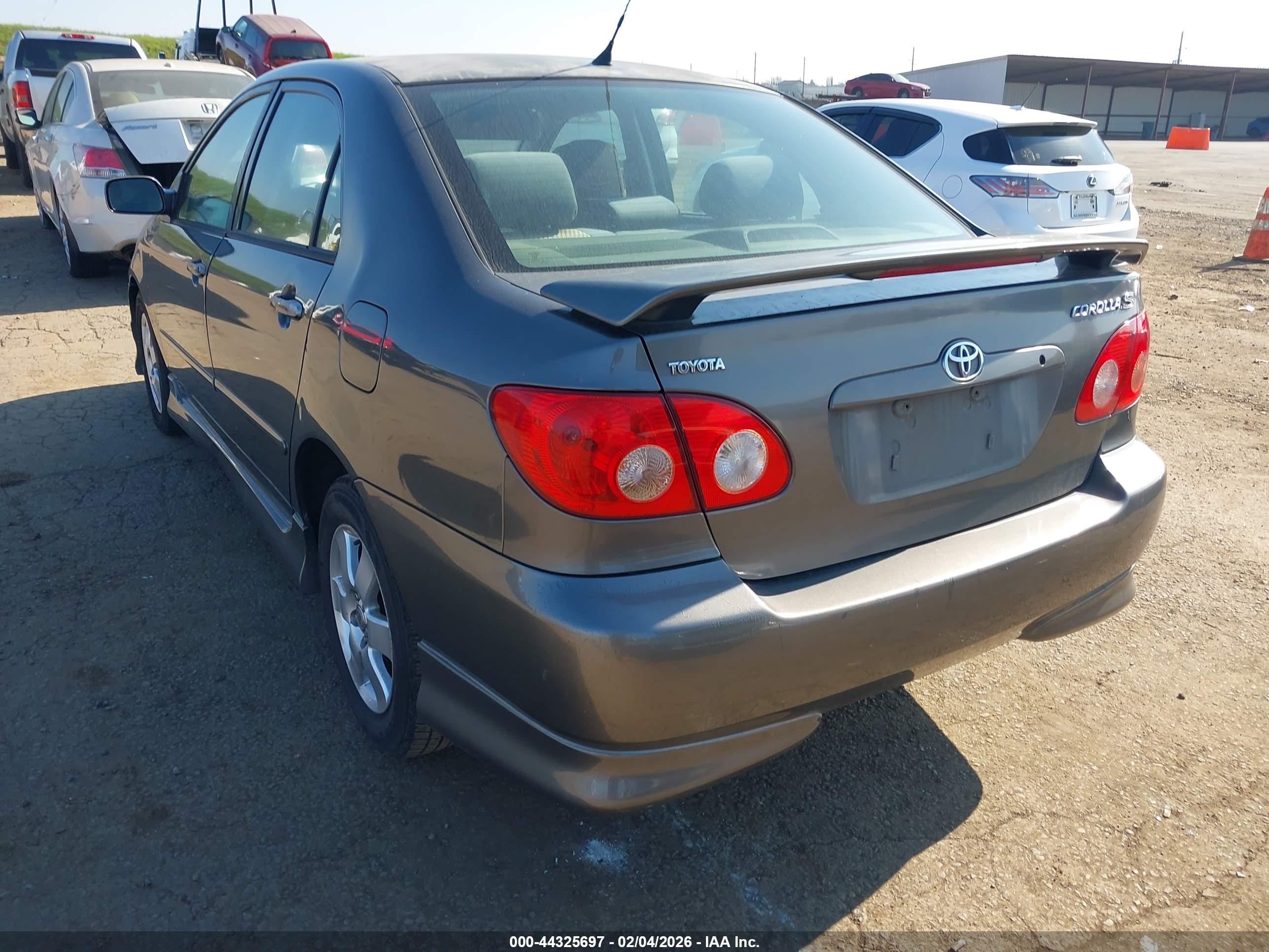 TOYOTA COROLLA image 3