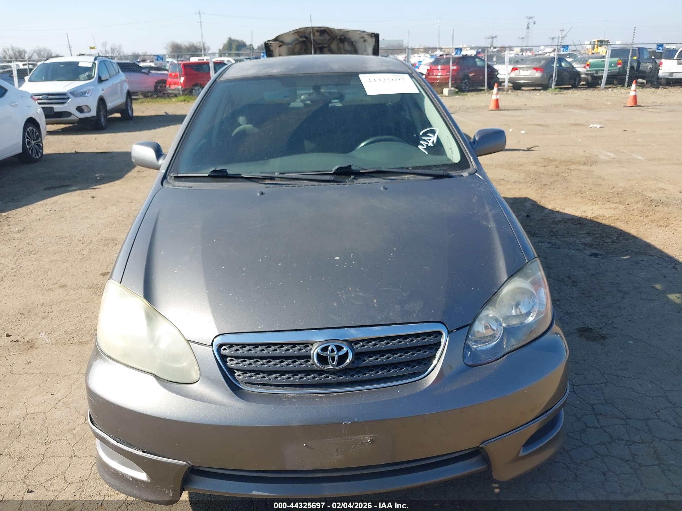 TOYOTA COROLLA image 6