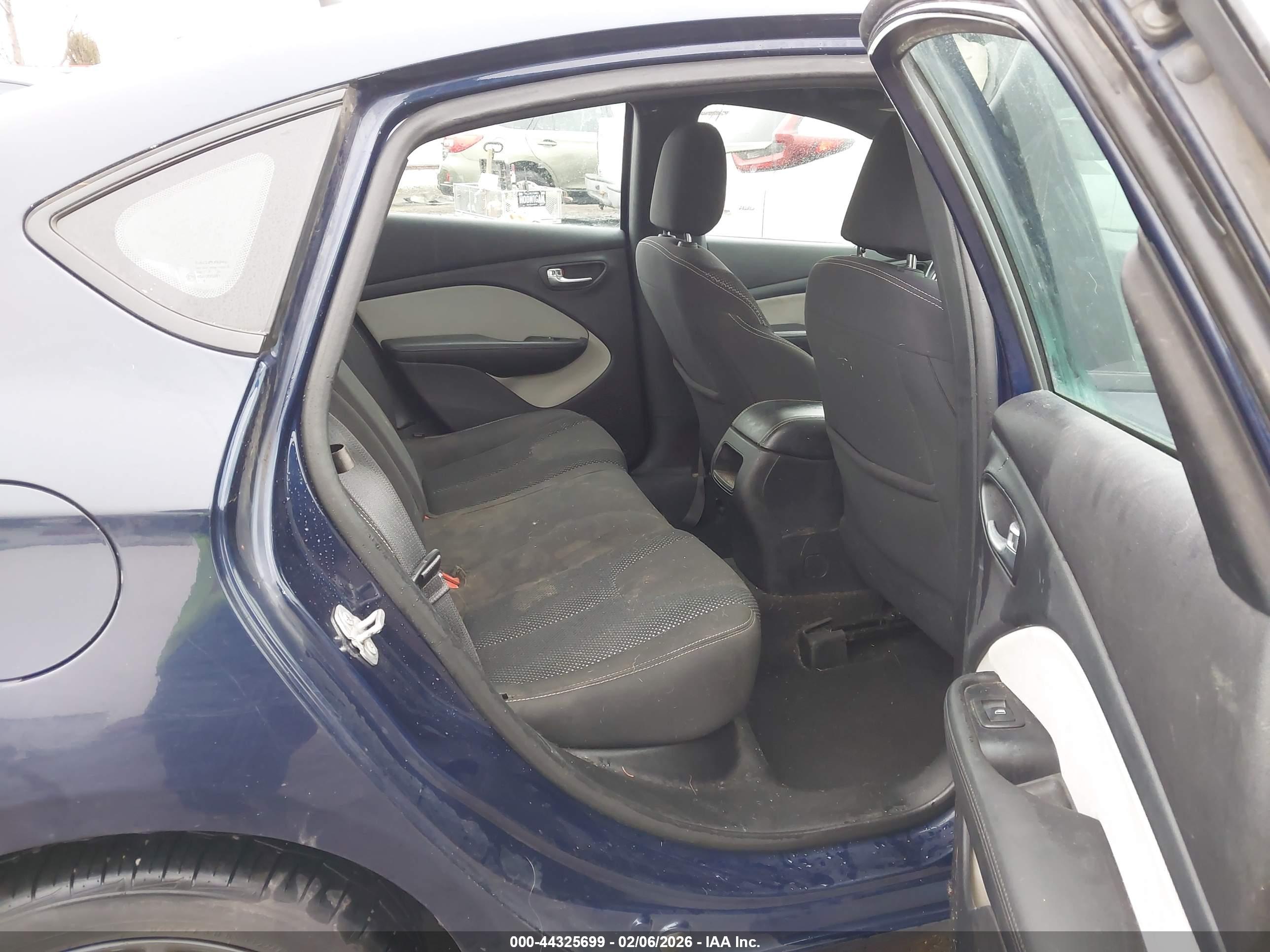 DODGE DART image 8