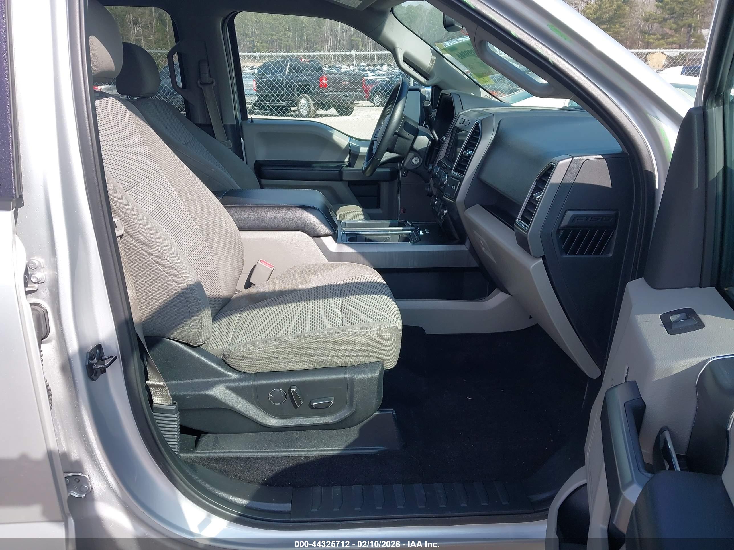 FORD F-150 image 5