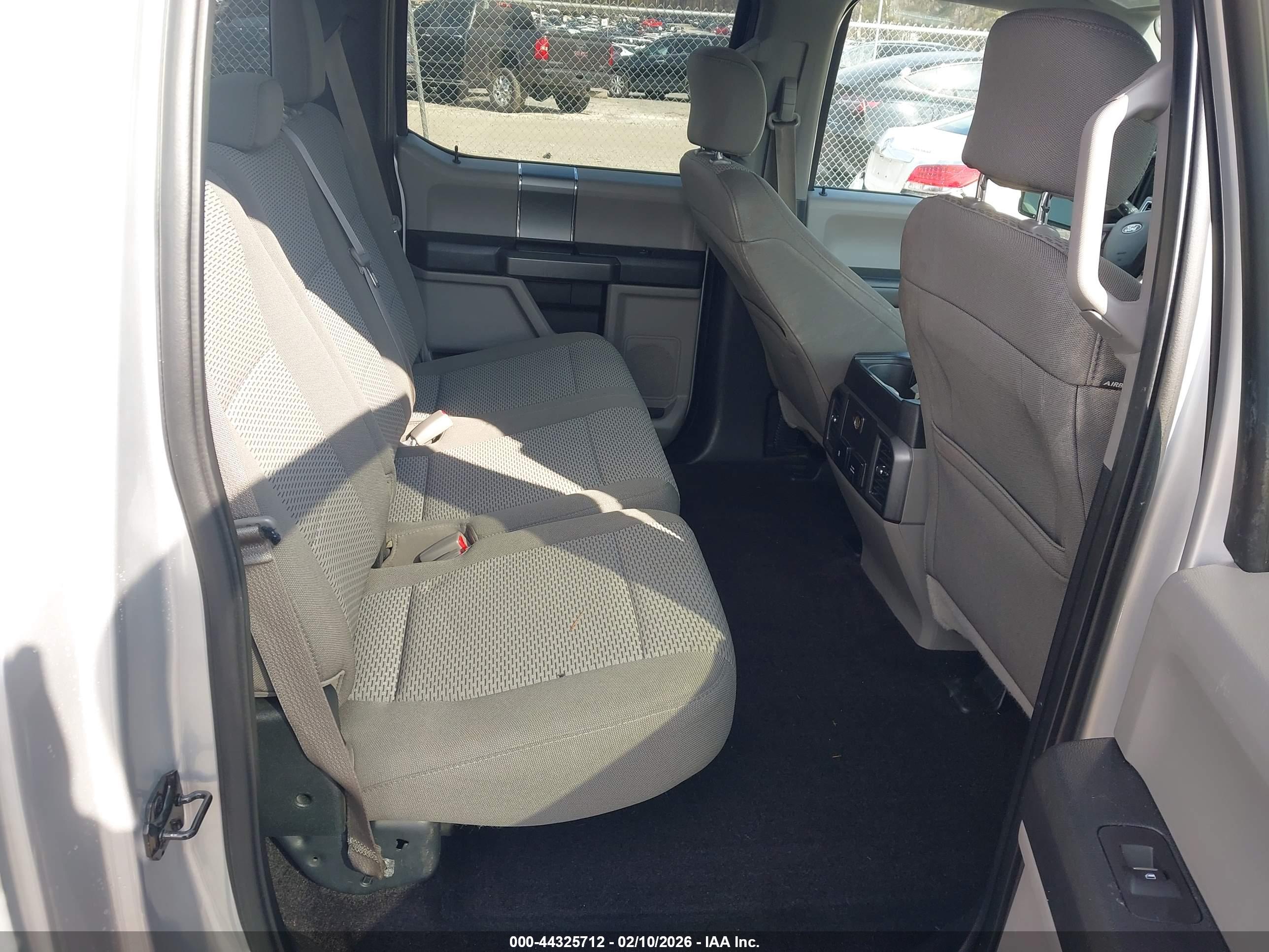 FORD F-150 image 8