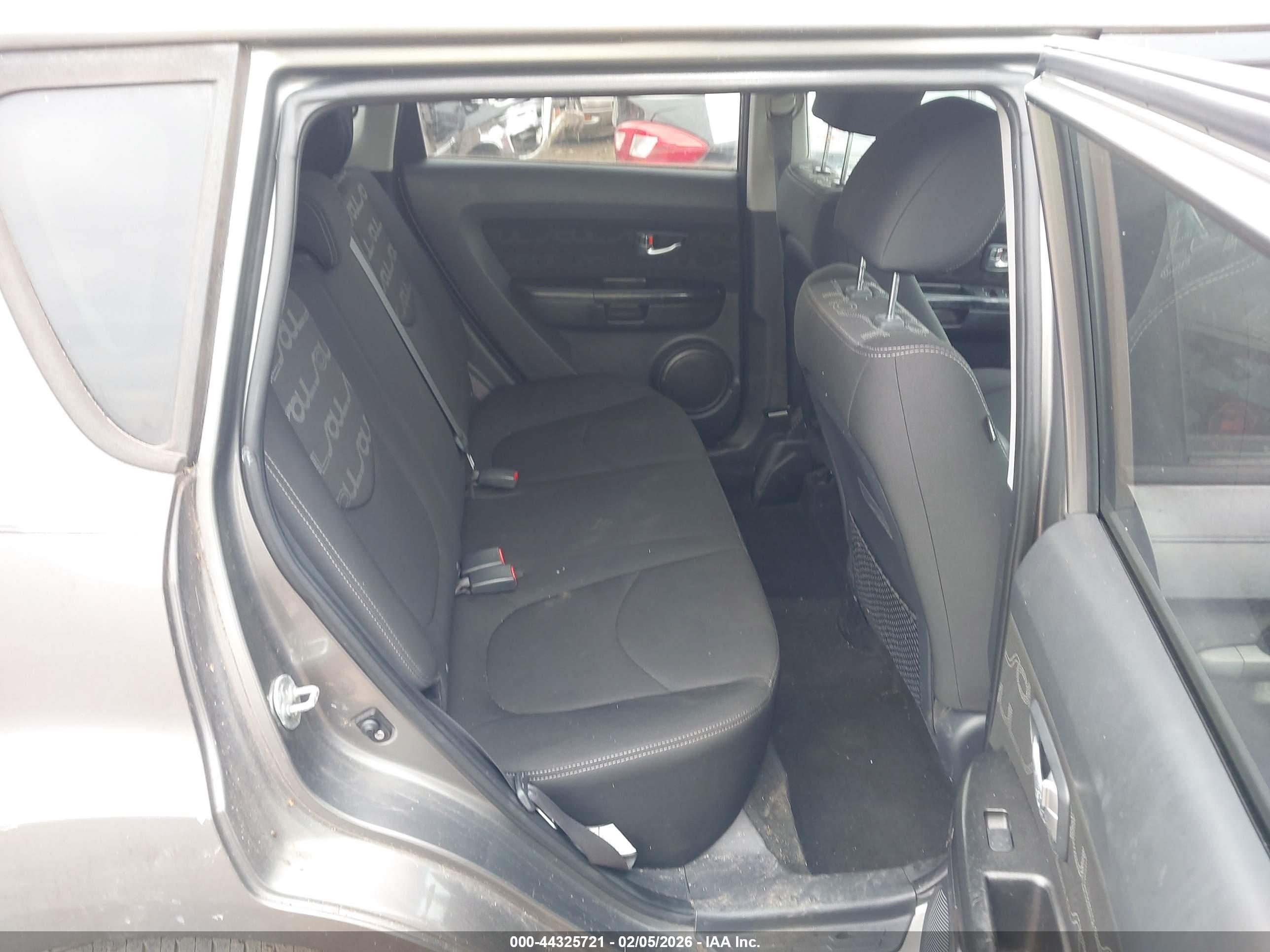 KIA SOUL image 8