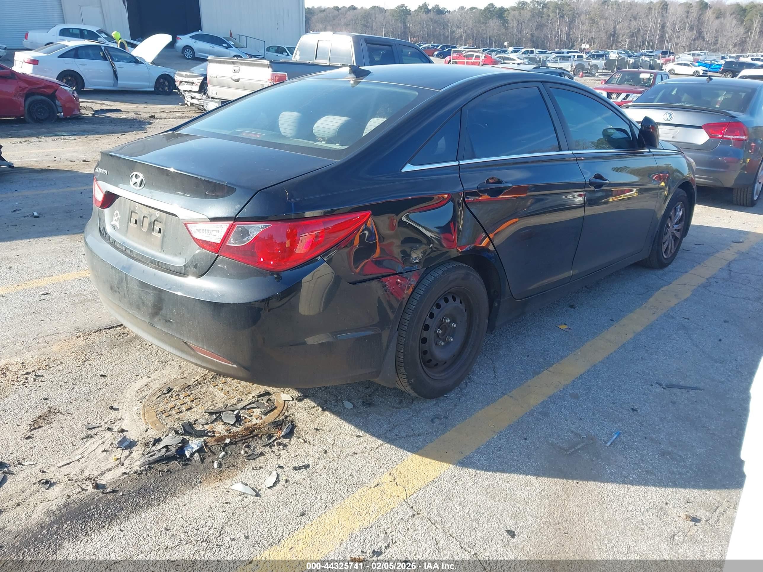HYUNDAI SONATA image 4