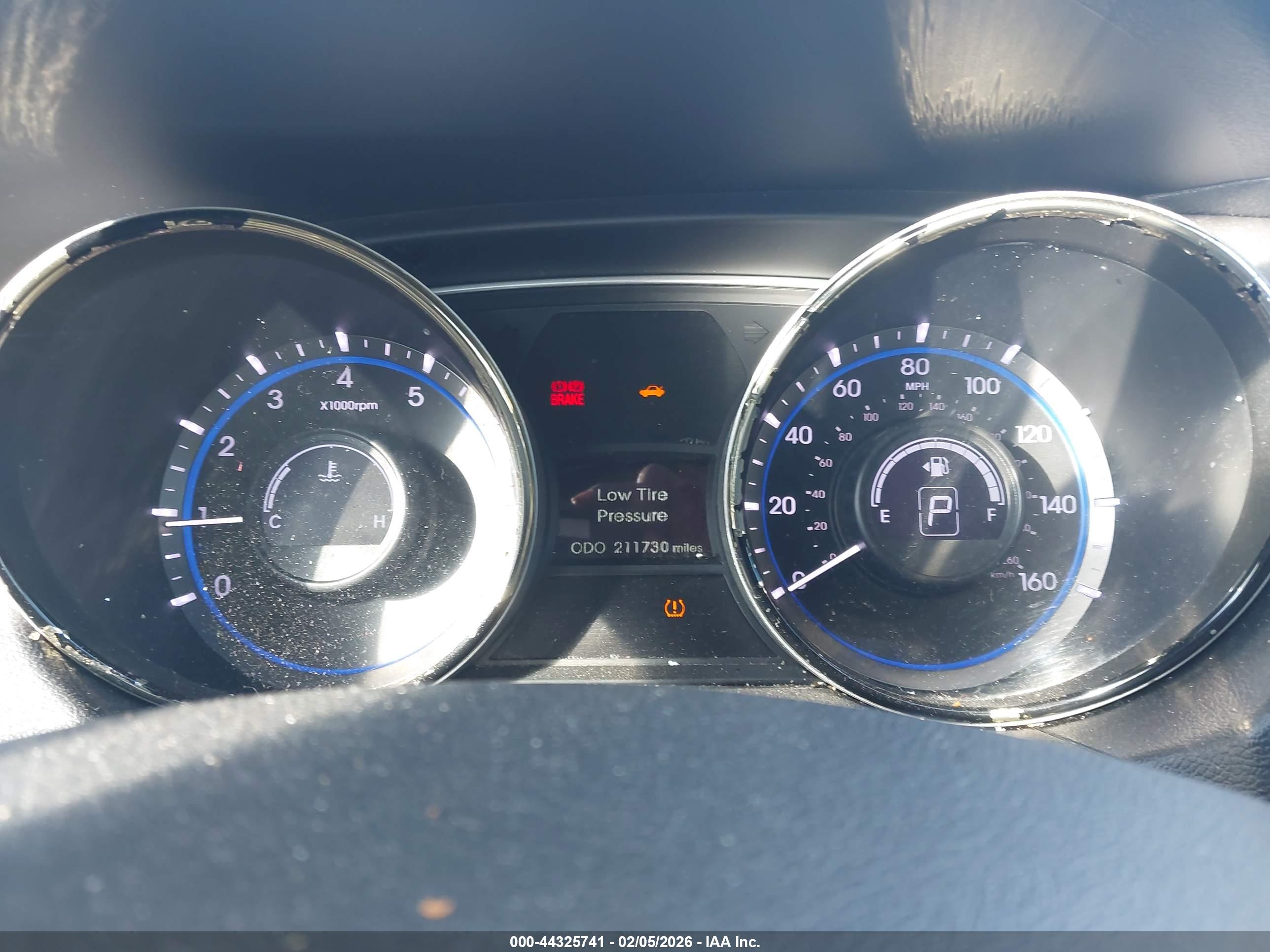 HYUNDAI SONATA image 7