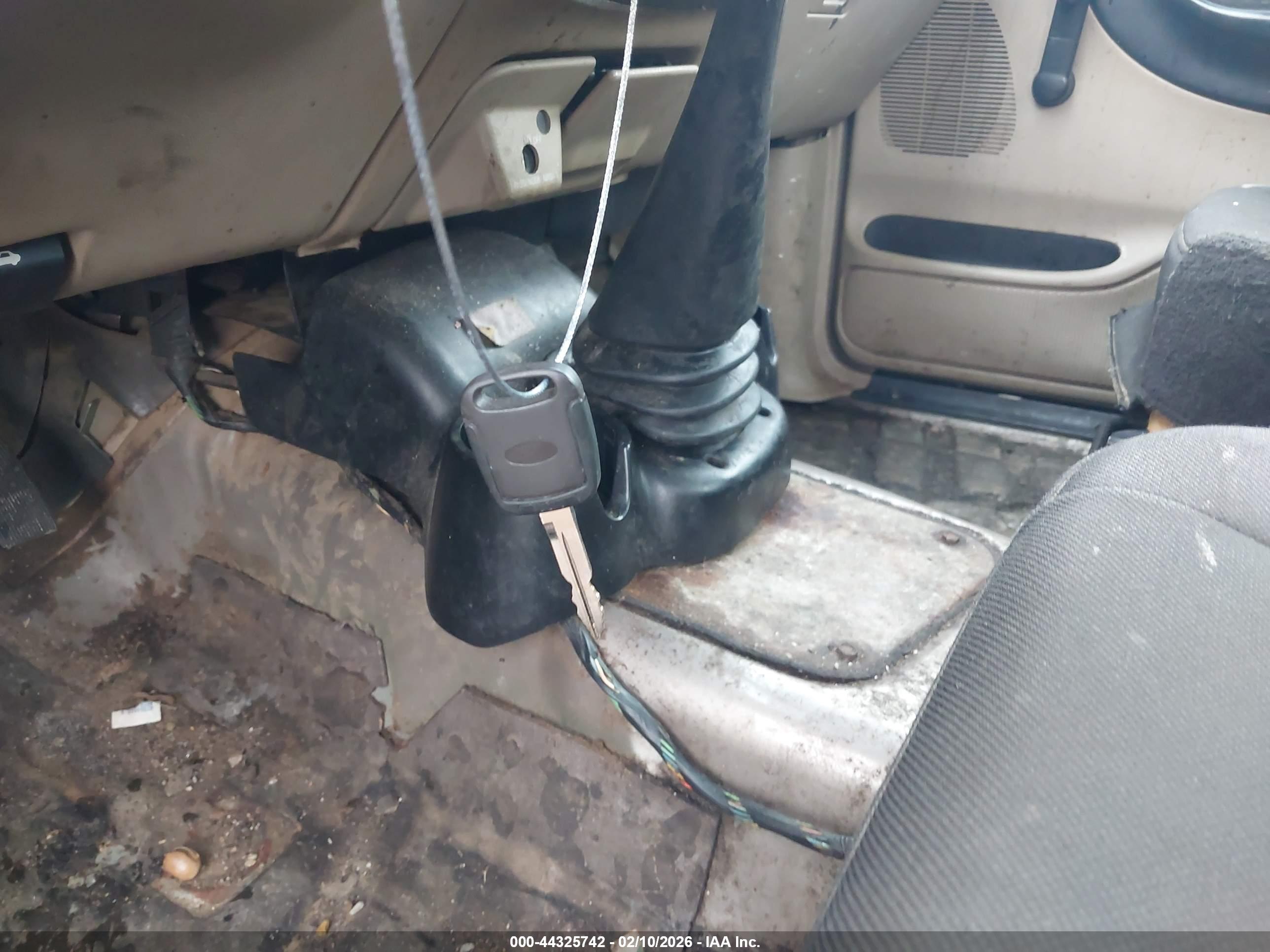 FORD RANGER image 11