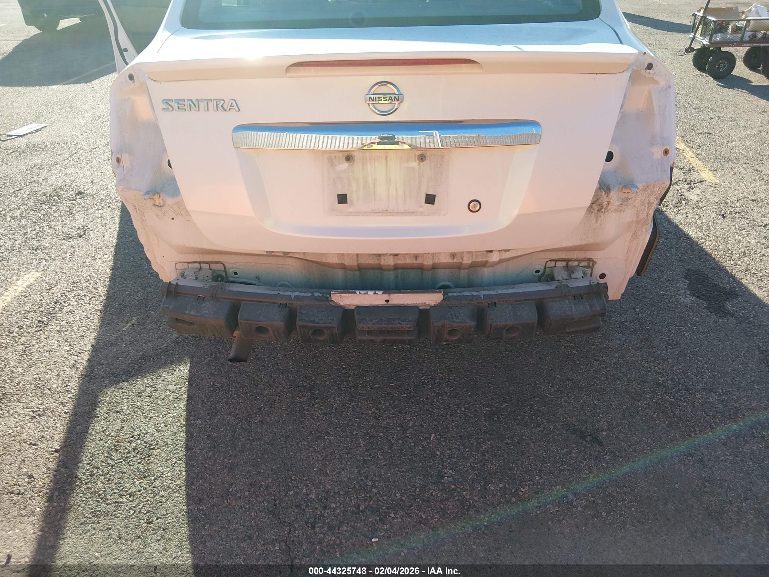NISSAN SENTRA image 6