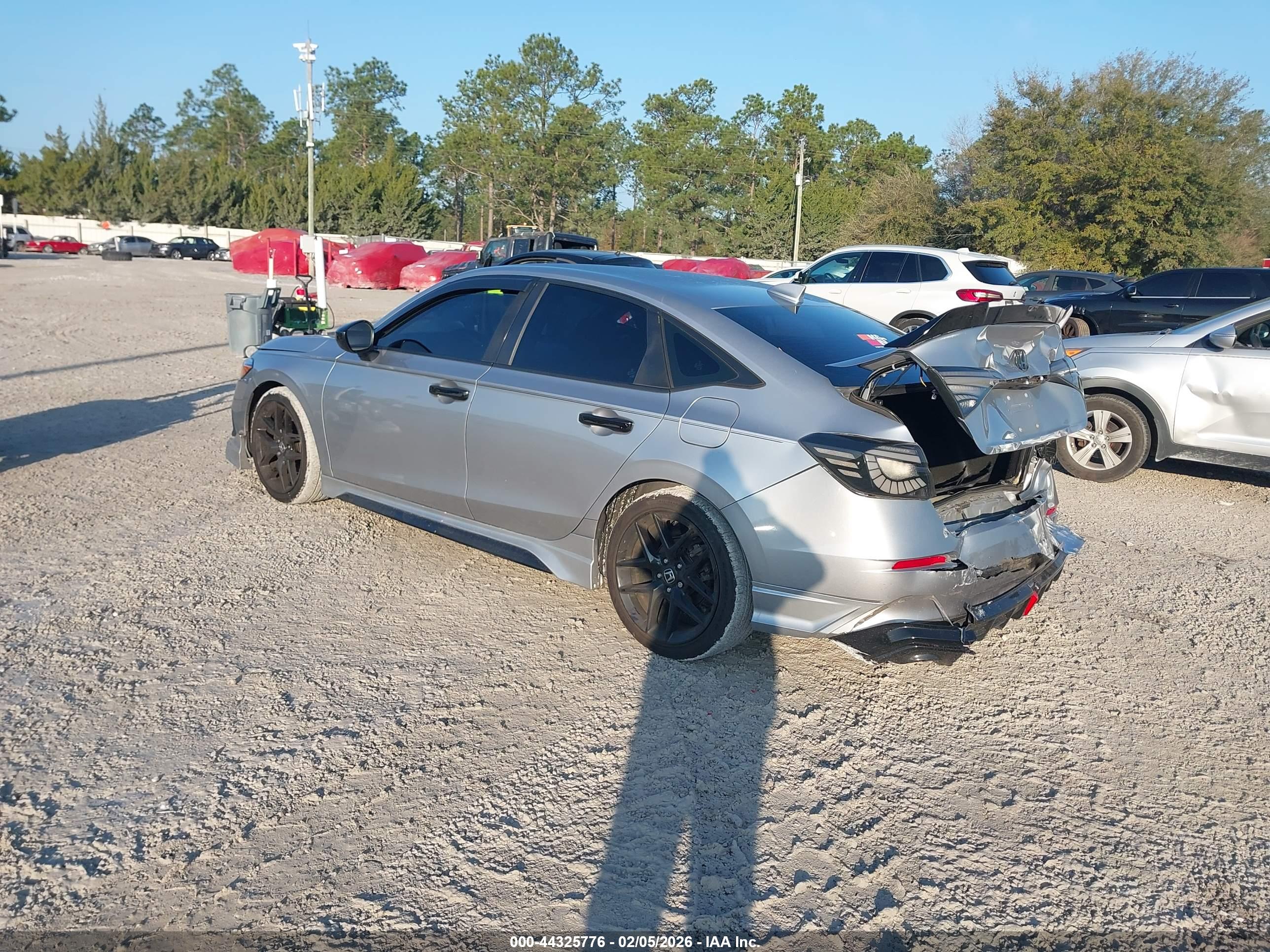 HONDA CIVIC image 3