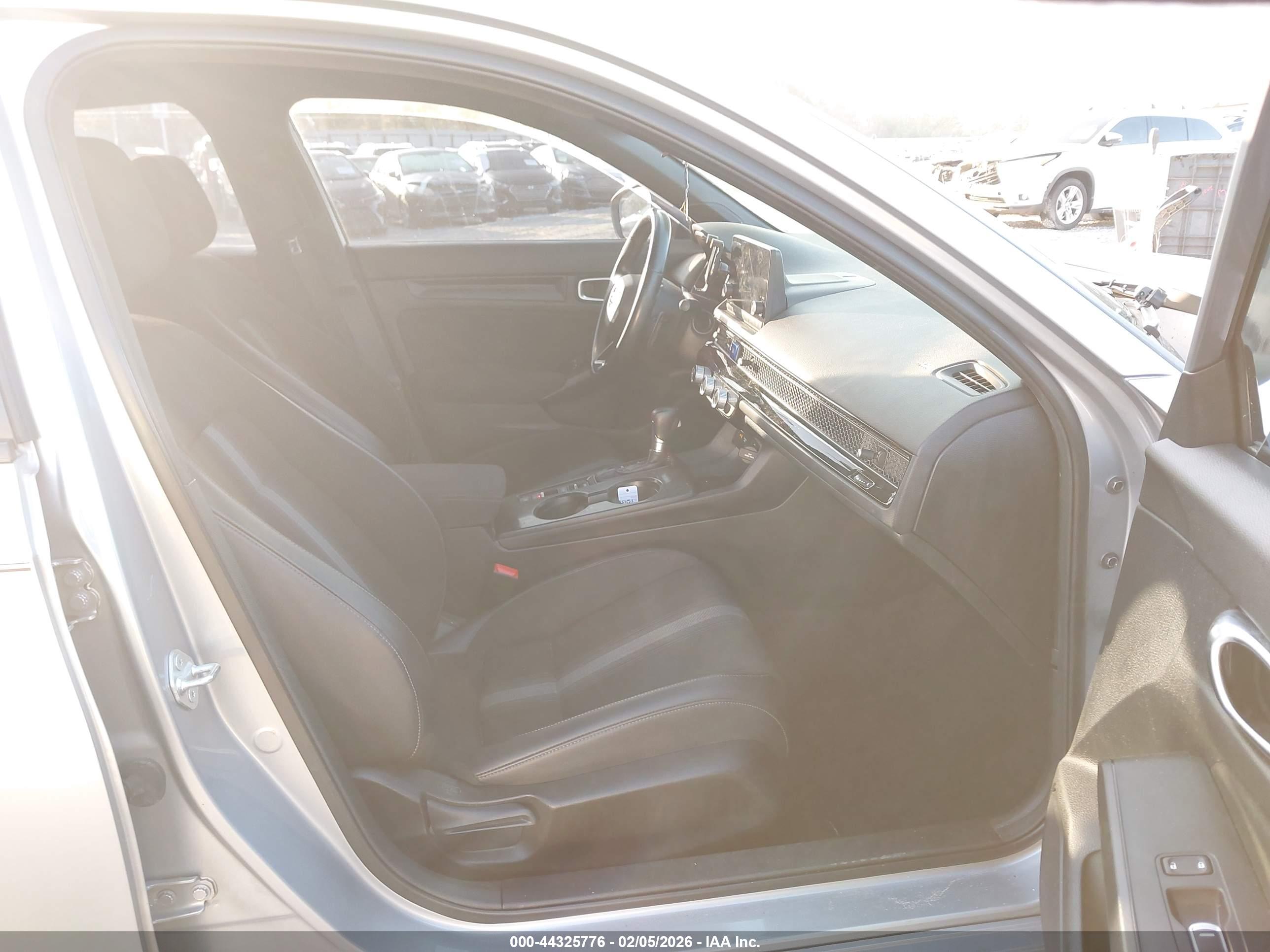 HONDA CIVIC image 5