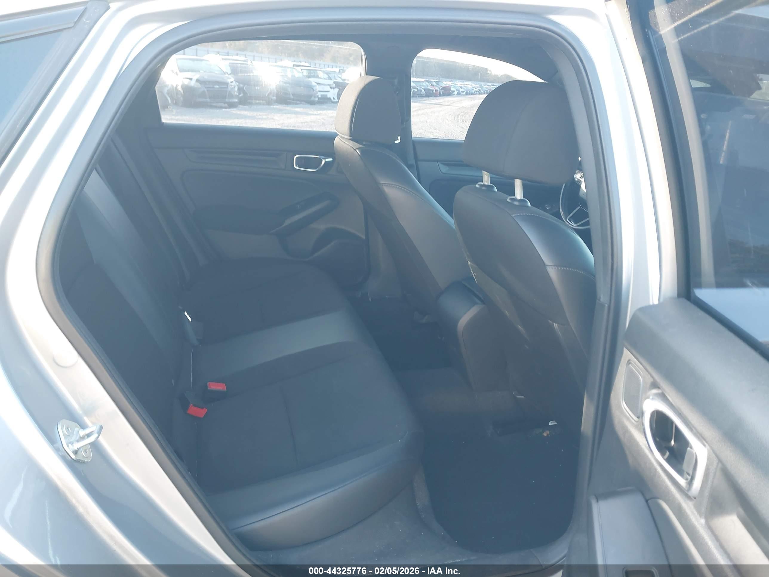 HONDA CIVIC image 8