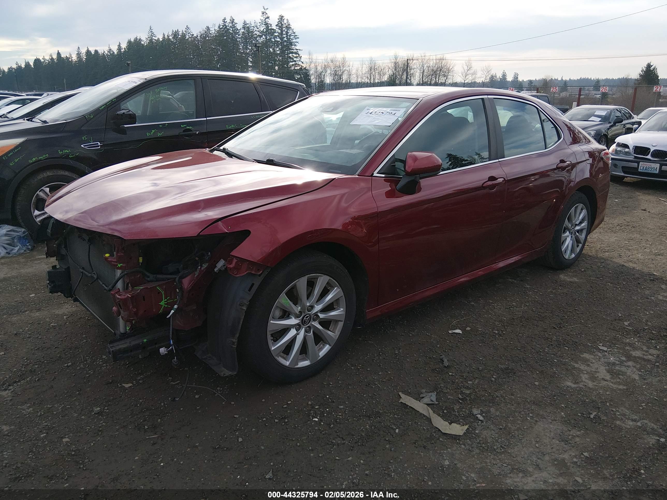 TOYOTA CAMRY image 2