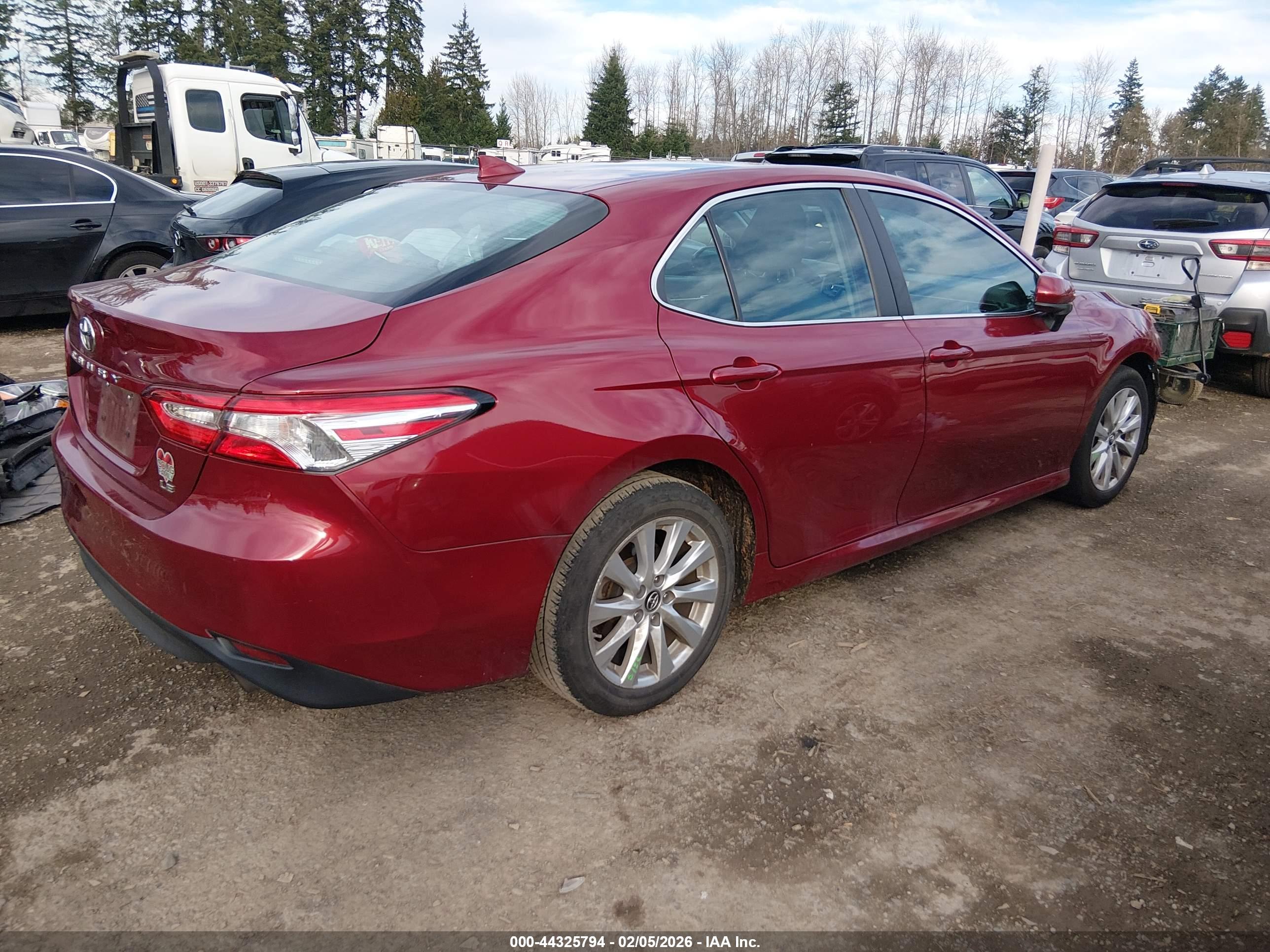 TOYOTA CAMRY image 4