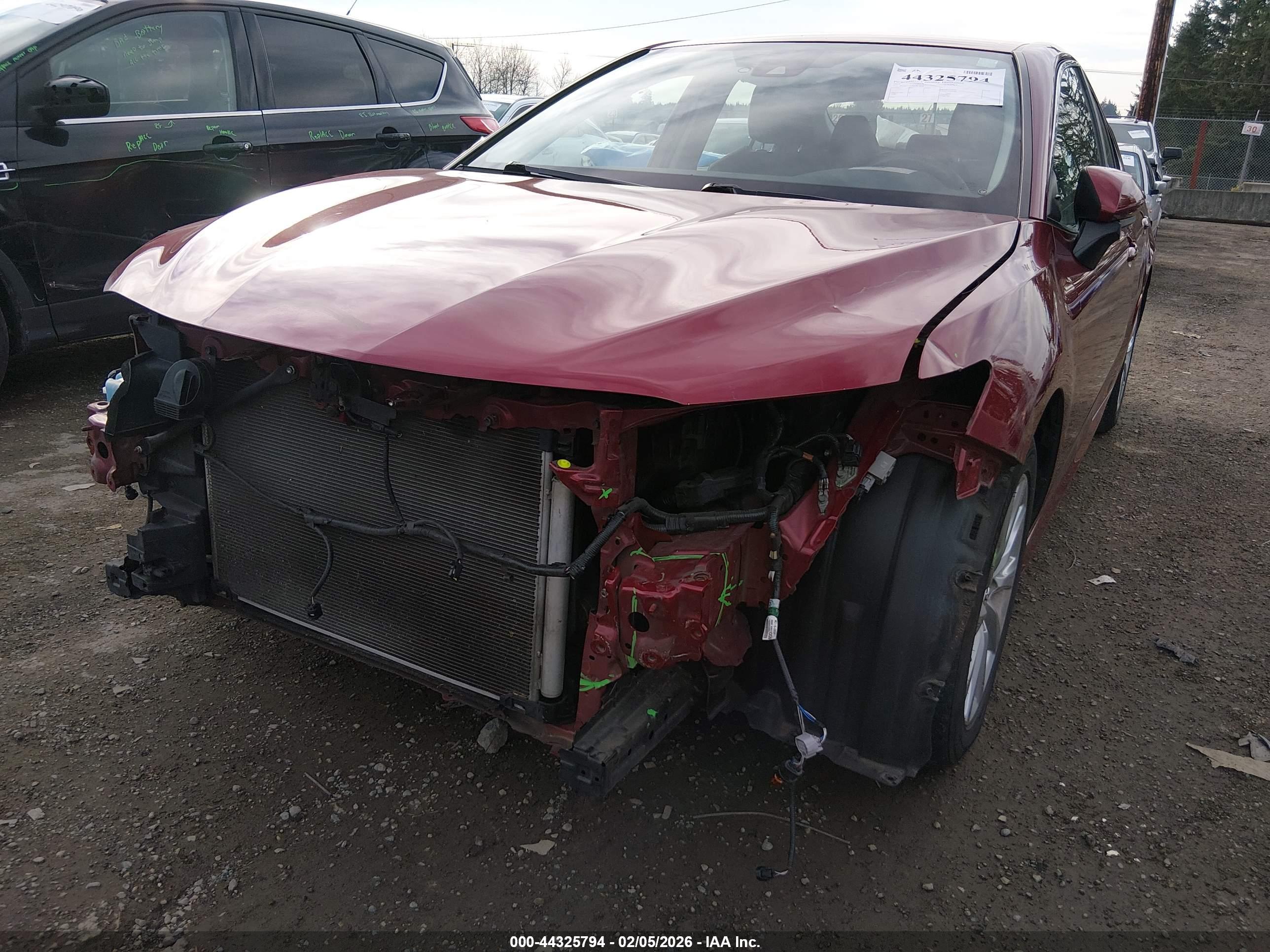 TOYOTA CAMRY image 6